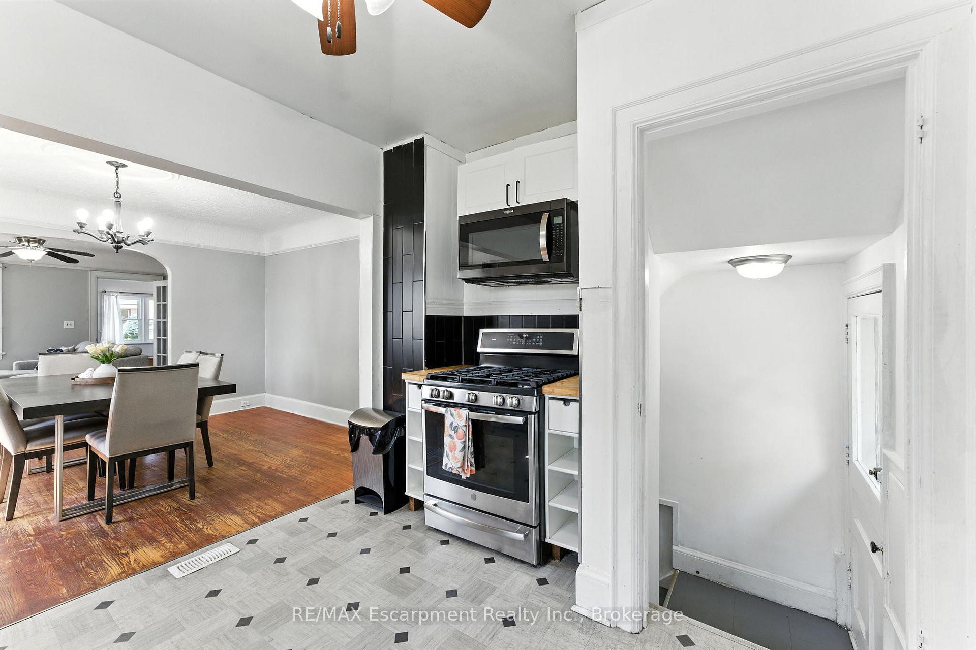 Photo 16 of 103 Orchard Avenue, Norfolk, Simcoe — HOMEH