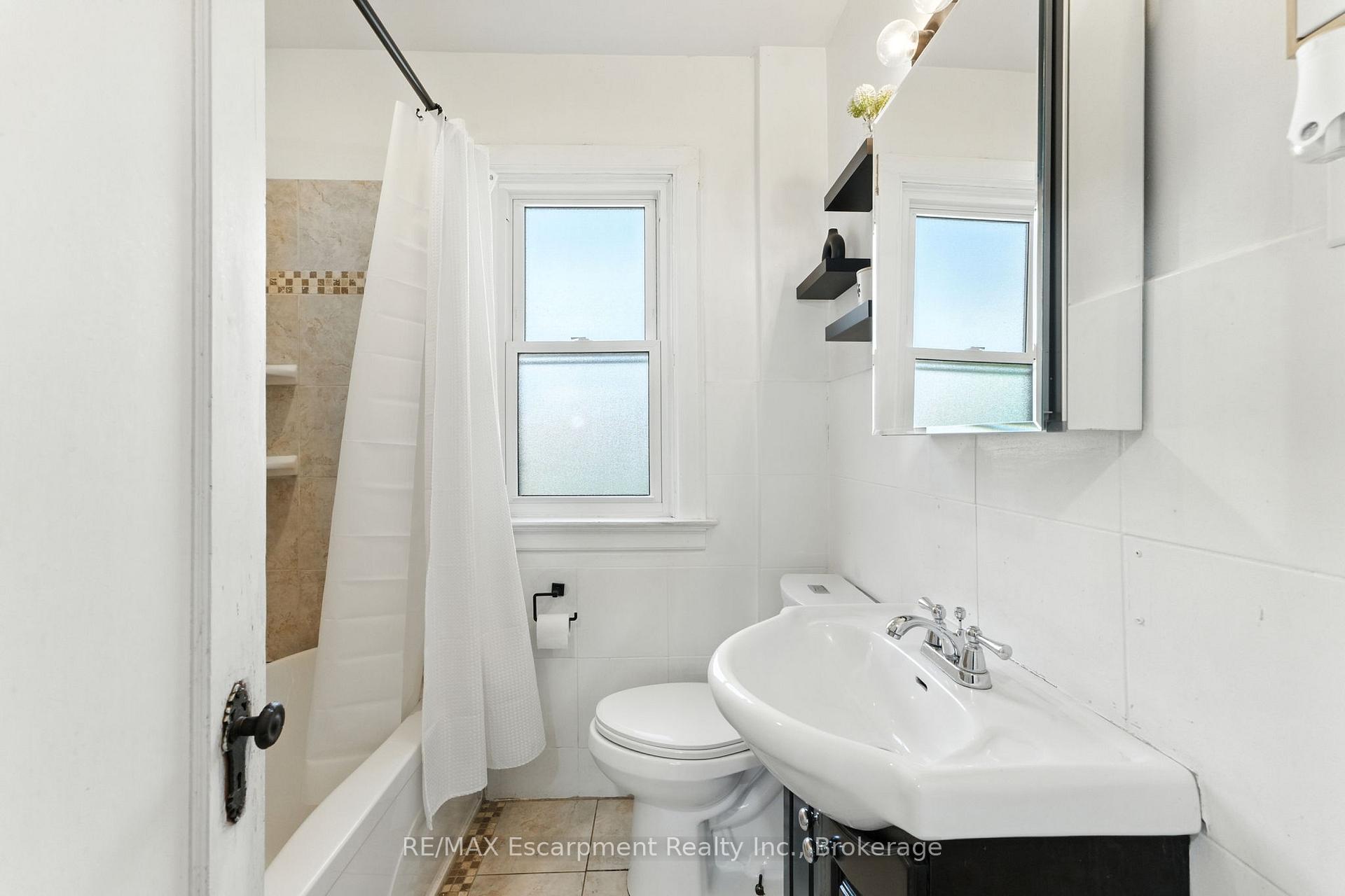 Photo 22 of 103 Orchard Avenue, Norfolk, Simcoe — HOMEH