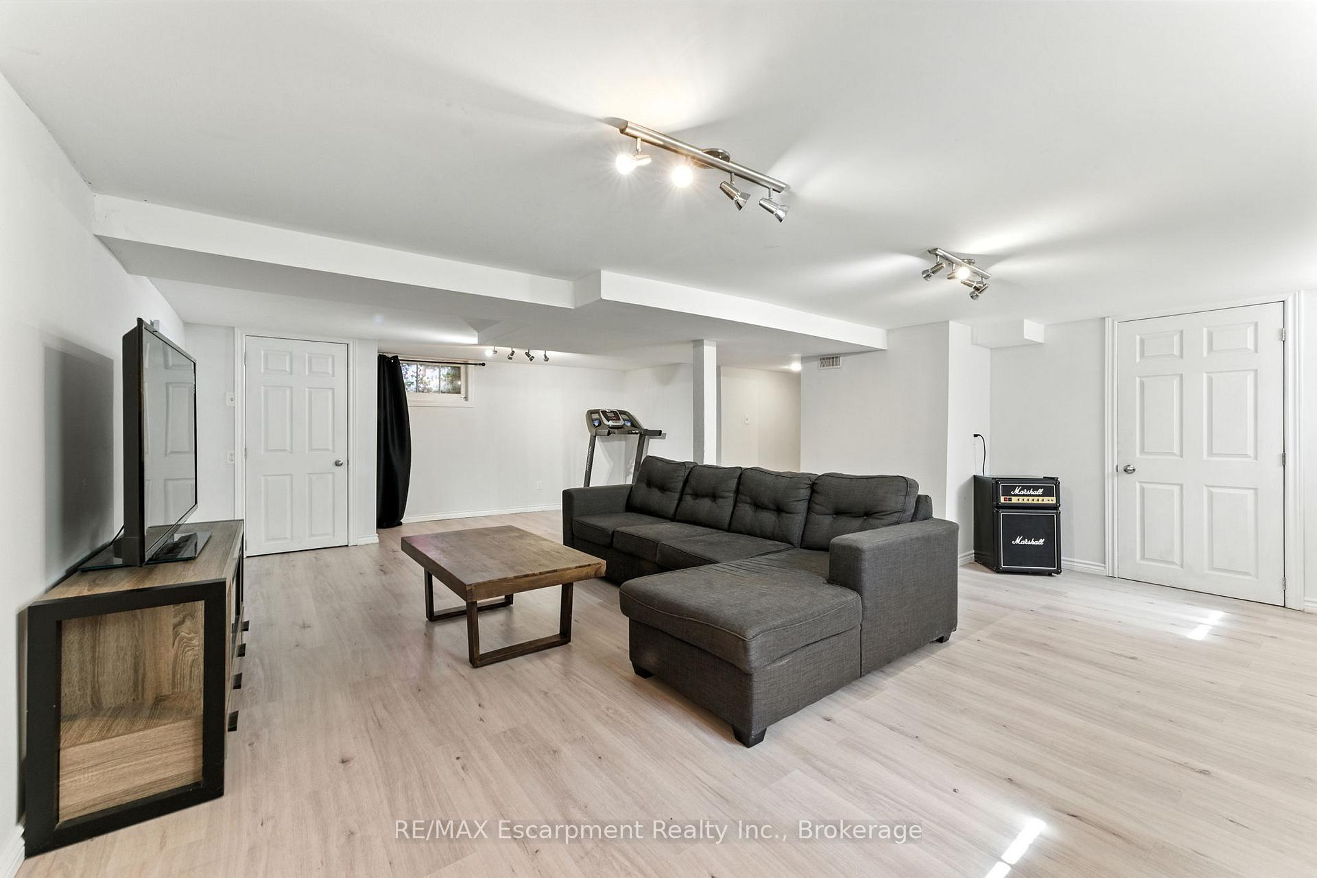 Photo 25 of 103 Orchard Avenue, Norfolk, Simcoe — HOMEH