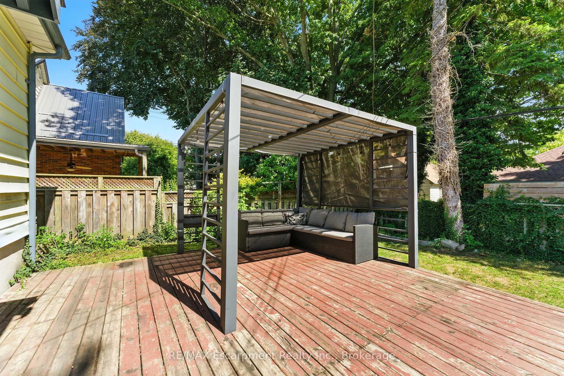 Photo 32 of 103 Orchard Avenue, Norfolk, Simcoe — HOMEH