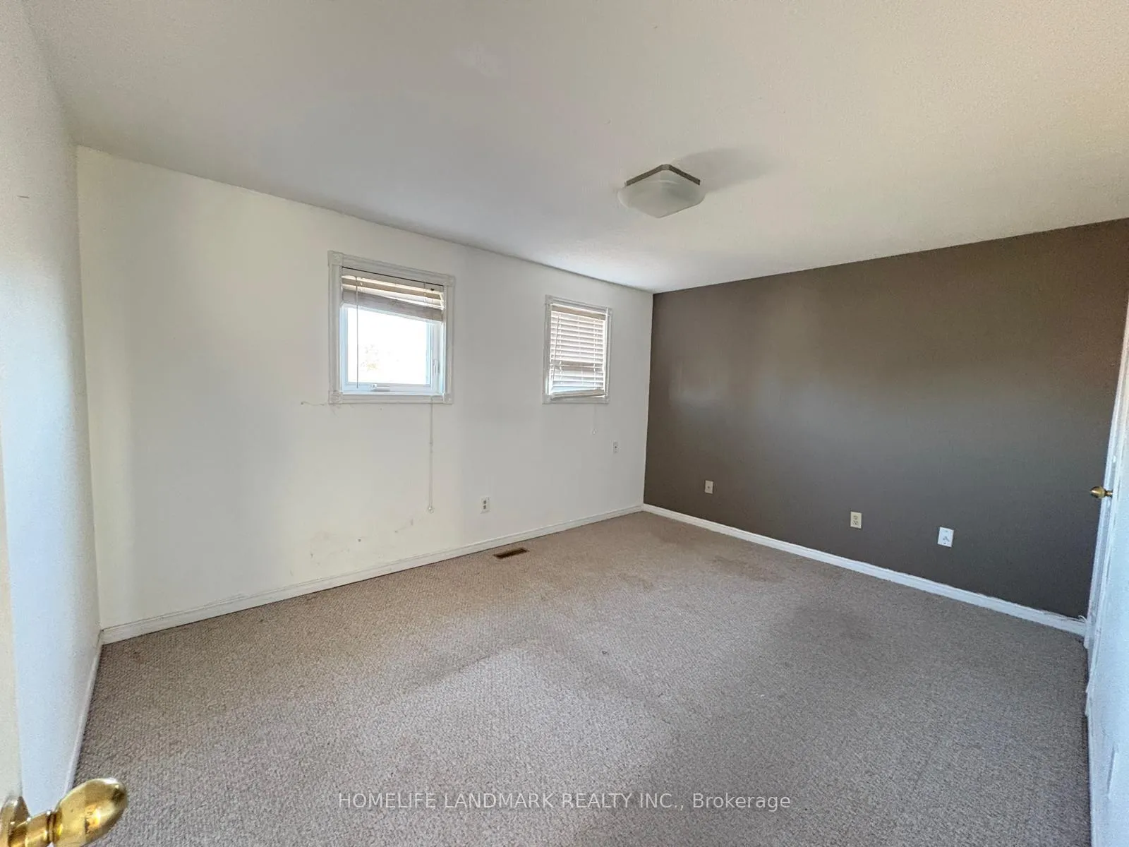Photo 12 of 2364 Strathmore Crescent, Pickering, Brock Ridge — HOMEH