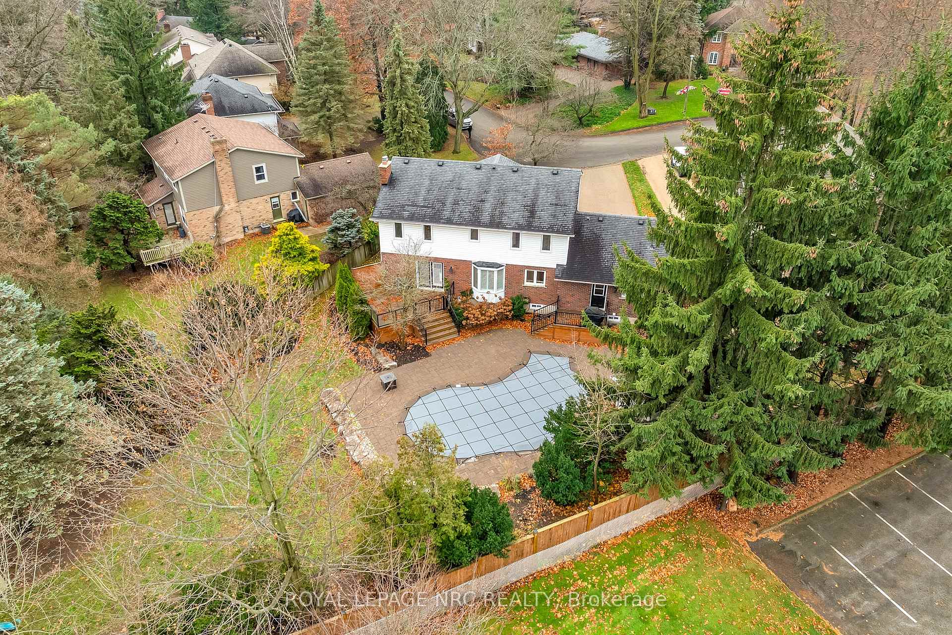 Photo 2 of 47 Forest Hill Crescent, Pelham, Fonthill — HOMEH