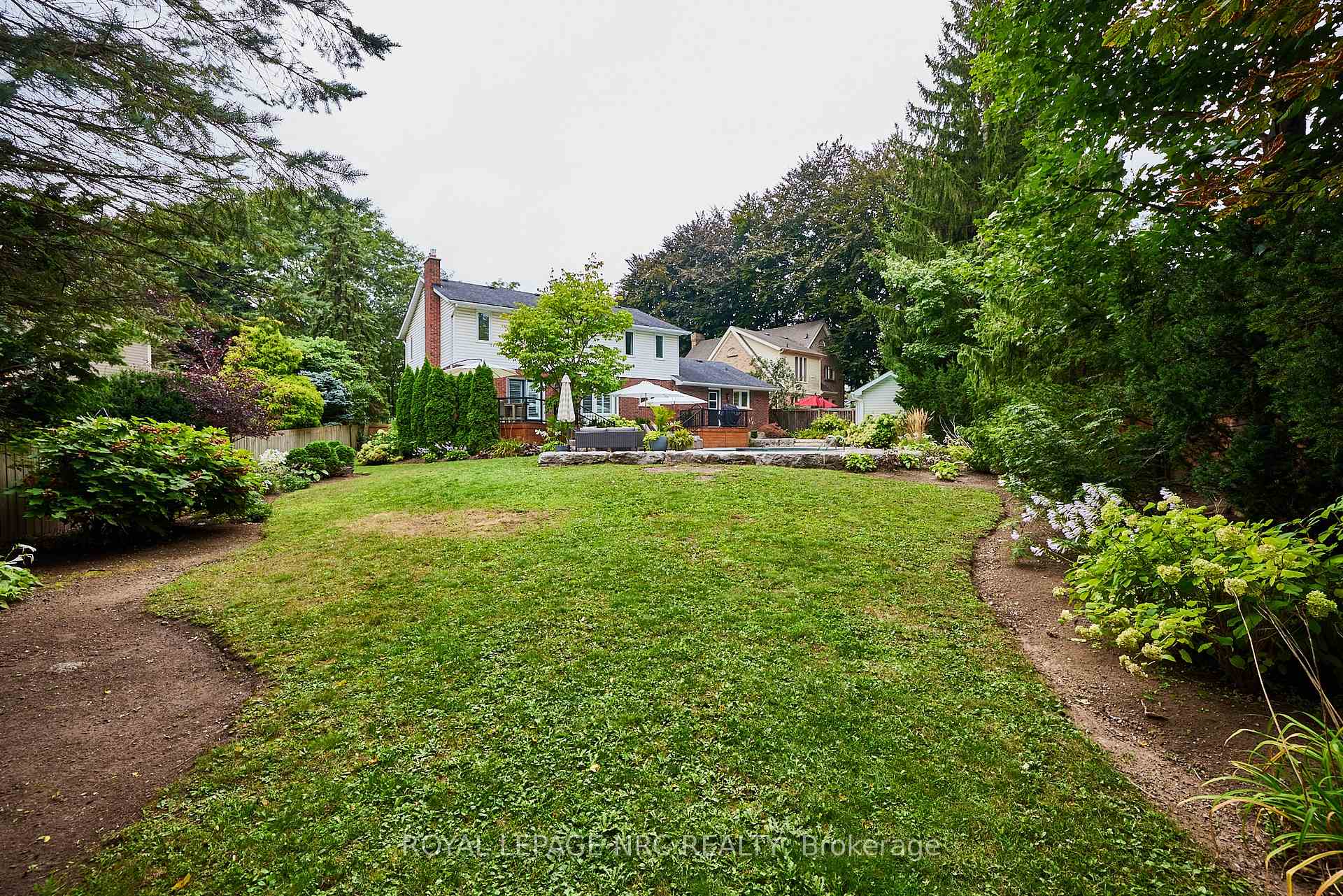 Photo 3 of 47 Forest Hill Crescent, Pelham, Fonthill — HOMEH