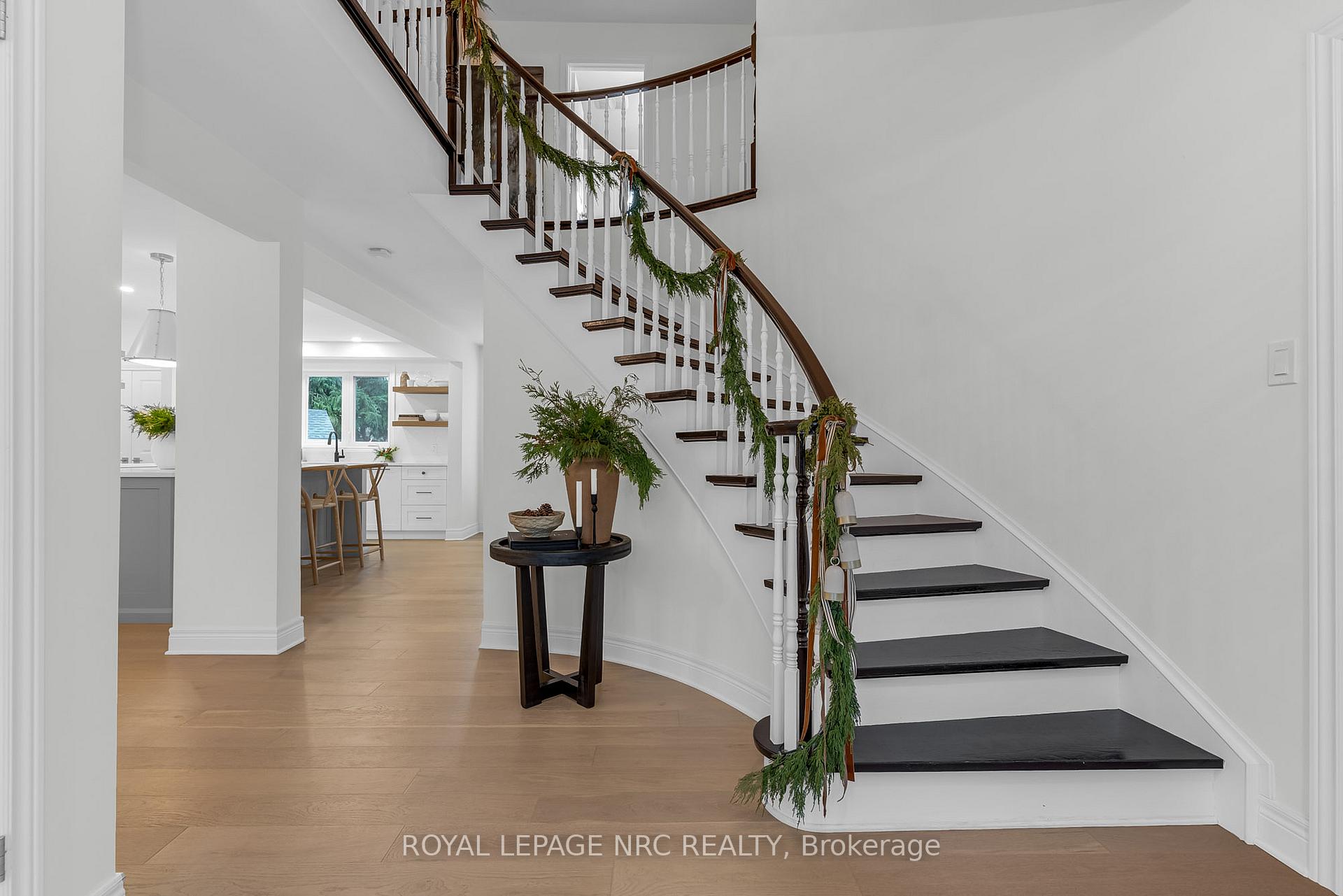 Photo 15 of 47 Forest Hill Crescent, Pelham, Fonthill — HOMEH