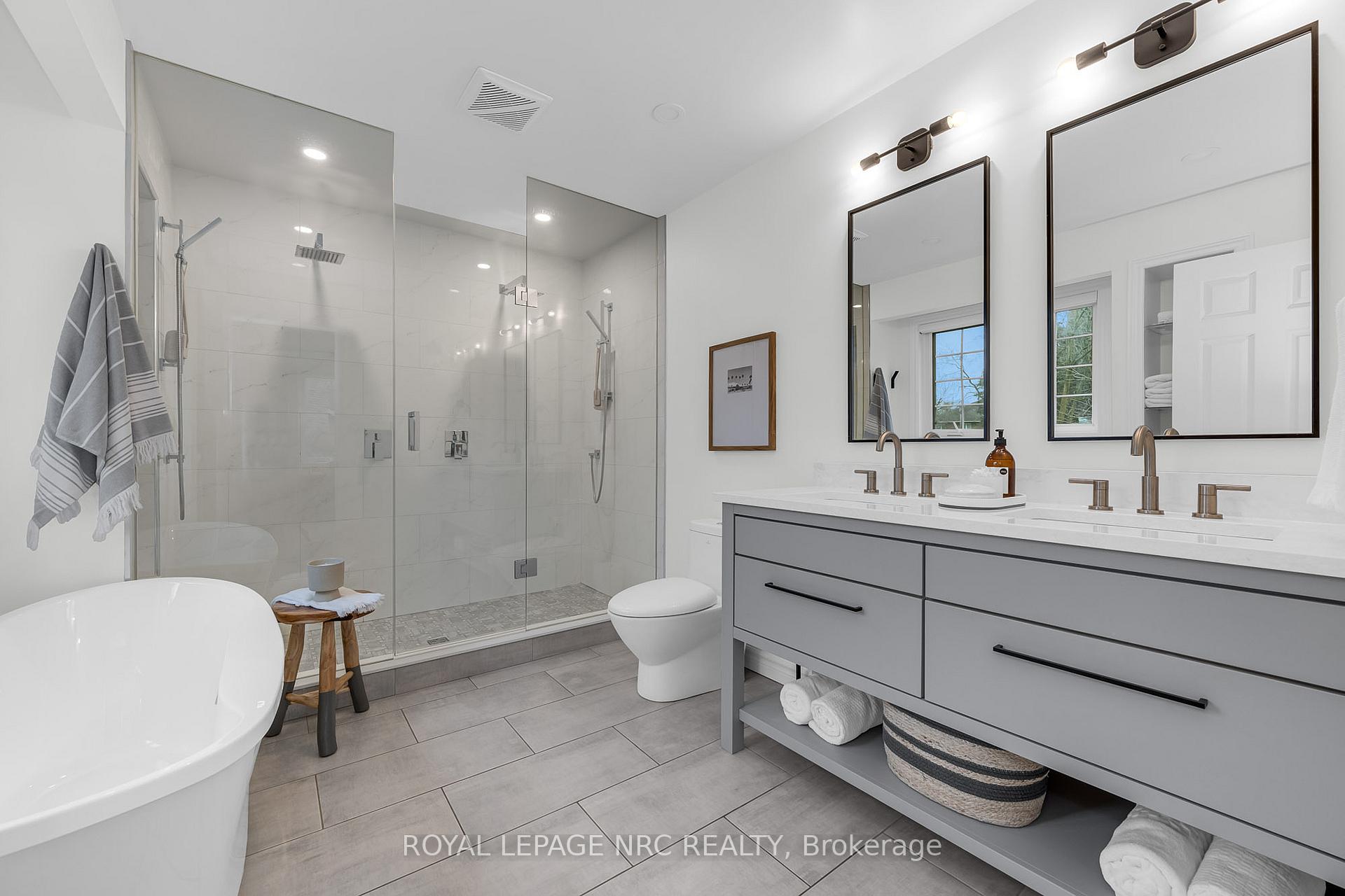 Photo 28 of 47 Forest Hill Crescent, Pelham, Fonthill — HOMEH