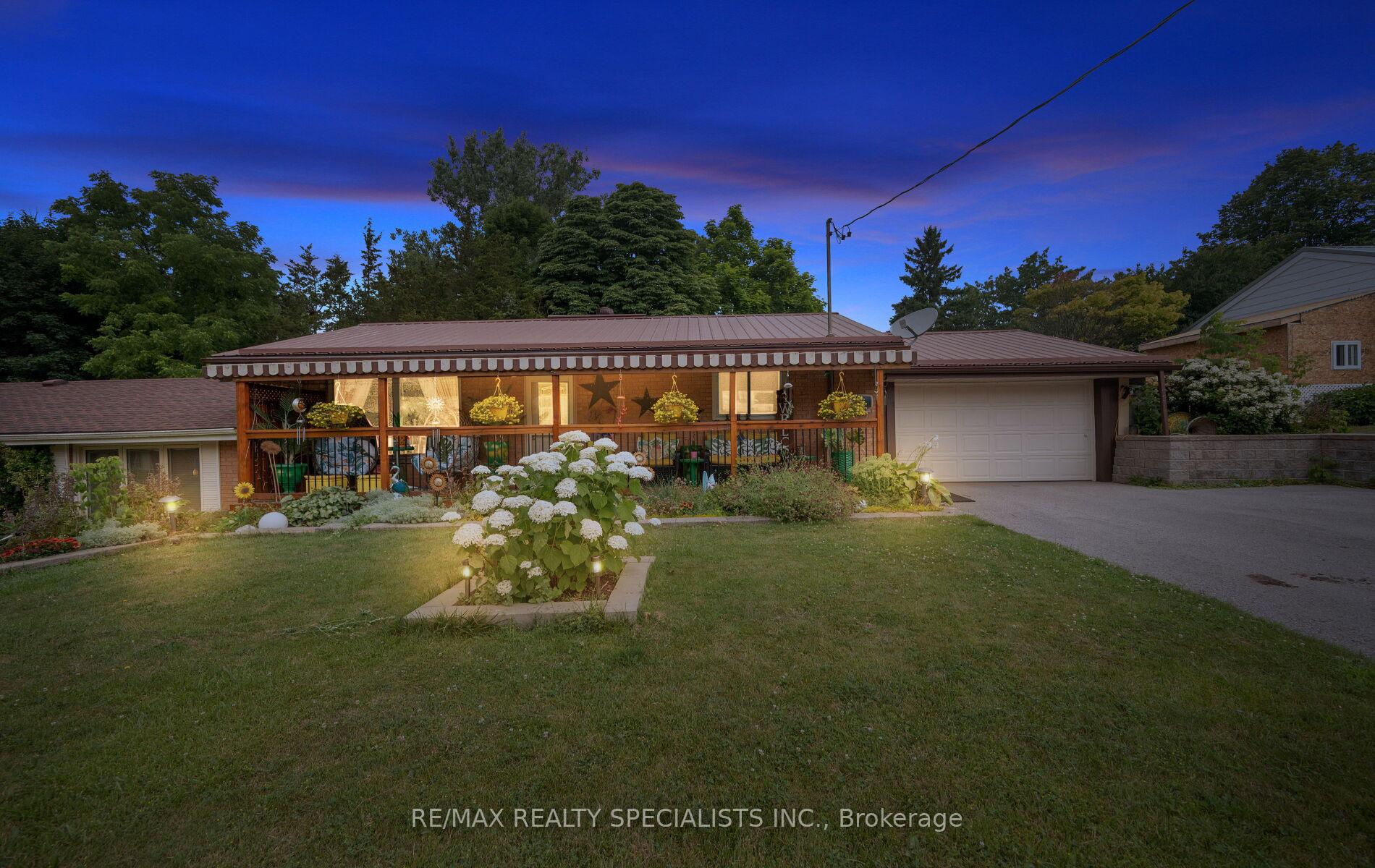 Photo 3 of 49 Parker Drive, Norfolk, Simcoe — HOMEH