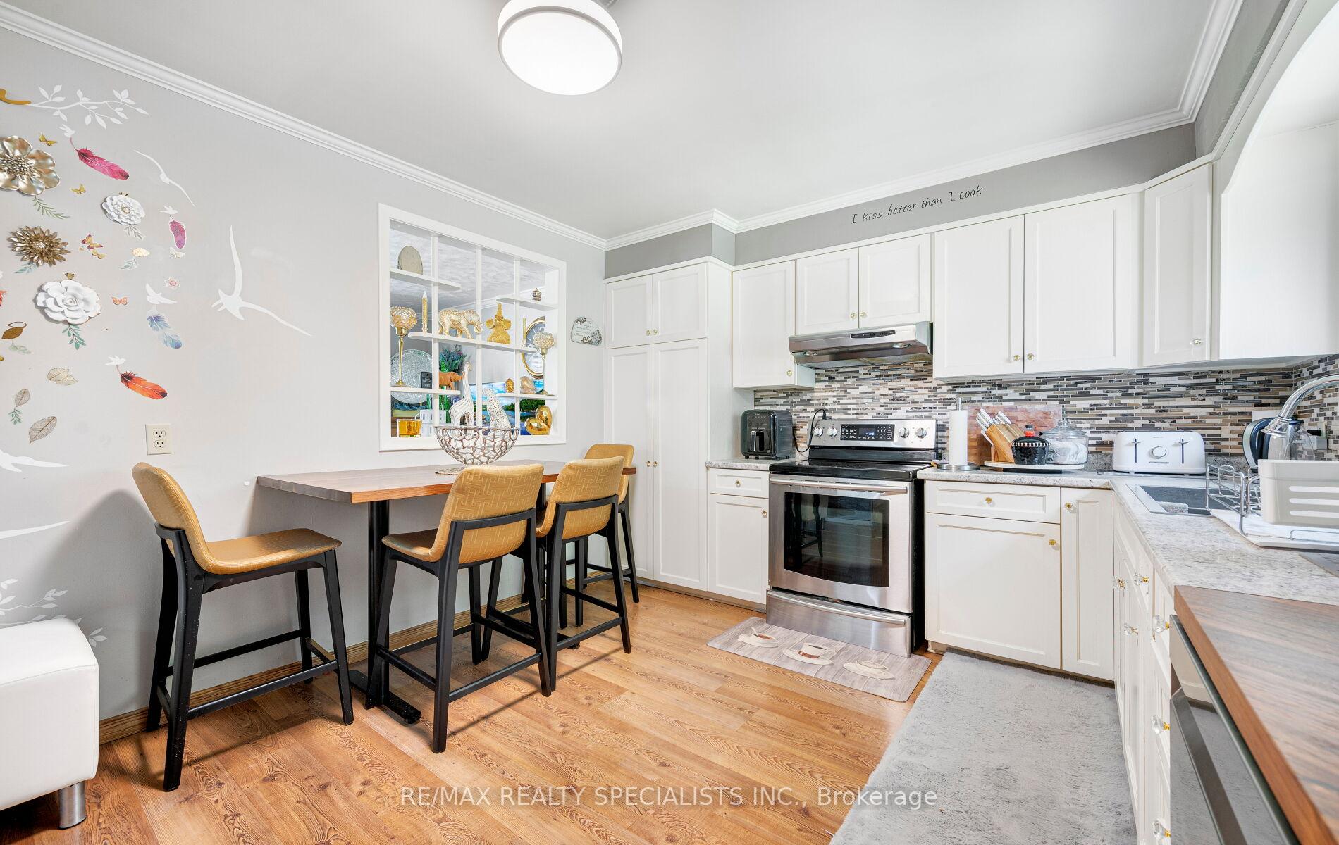 Photo 13 of 49 Parker Drive, Norfolk, Simcoe — HOMEH