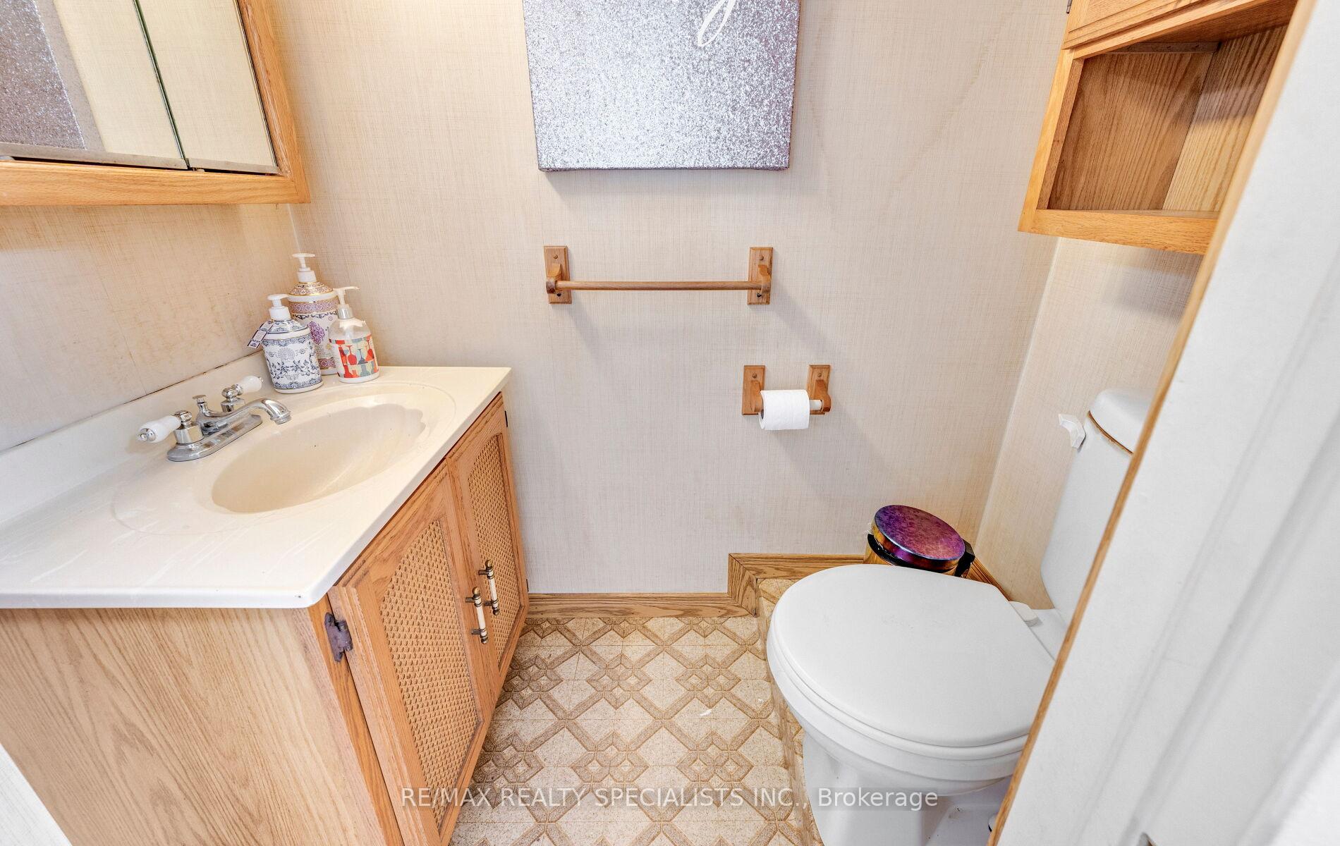 Photo 34 of 49 Parker Drive, Norfolk, Simcoe — HOMEH