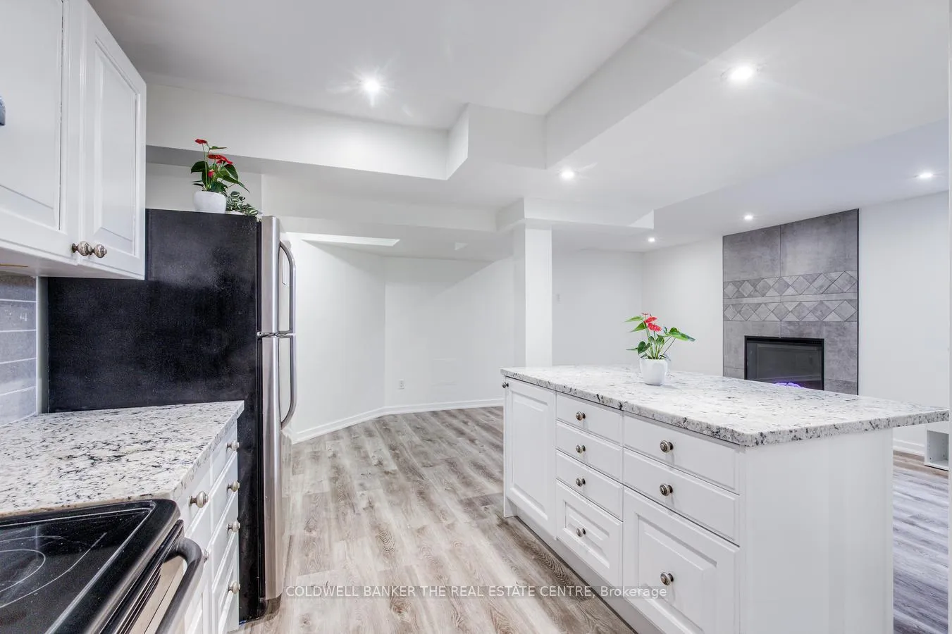 Photo 2 of 562 Winette Road, Pickering, Rosebank — HOMEH