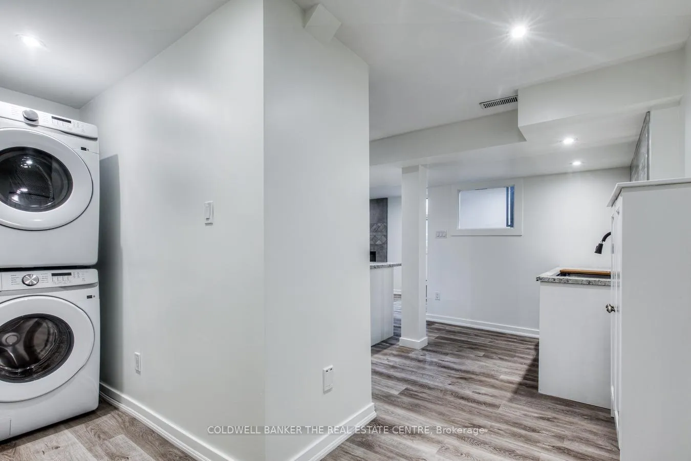 Photo 13 of 562 Winette Road, Pickering, Rosebank — HOMEH
