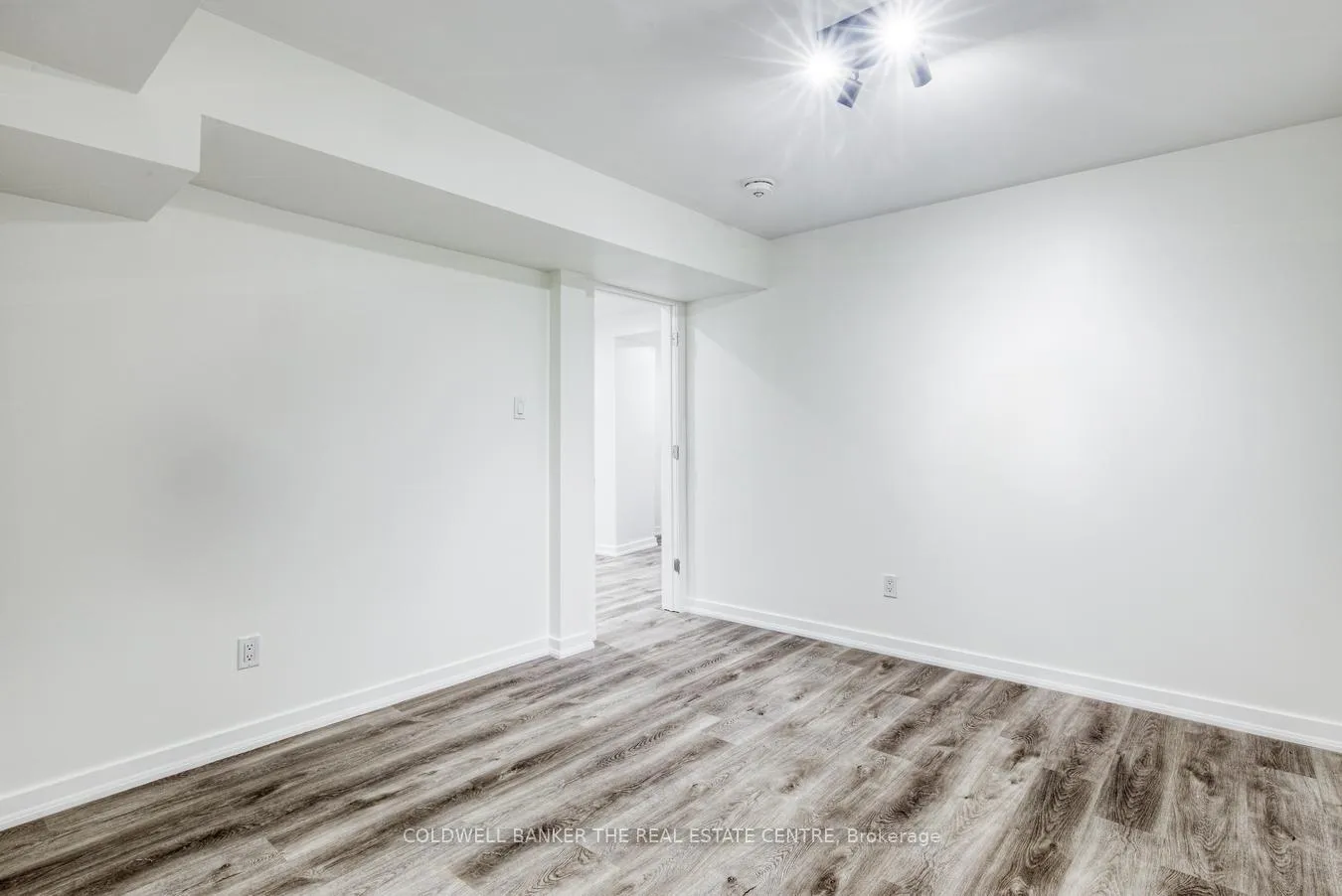 Photo 19 of 562 Winette Road, Pickering, Rosebank — HOMEH