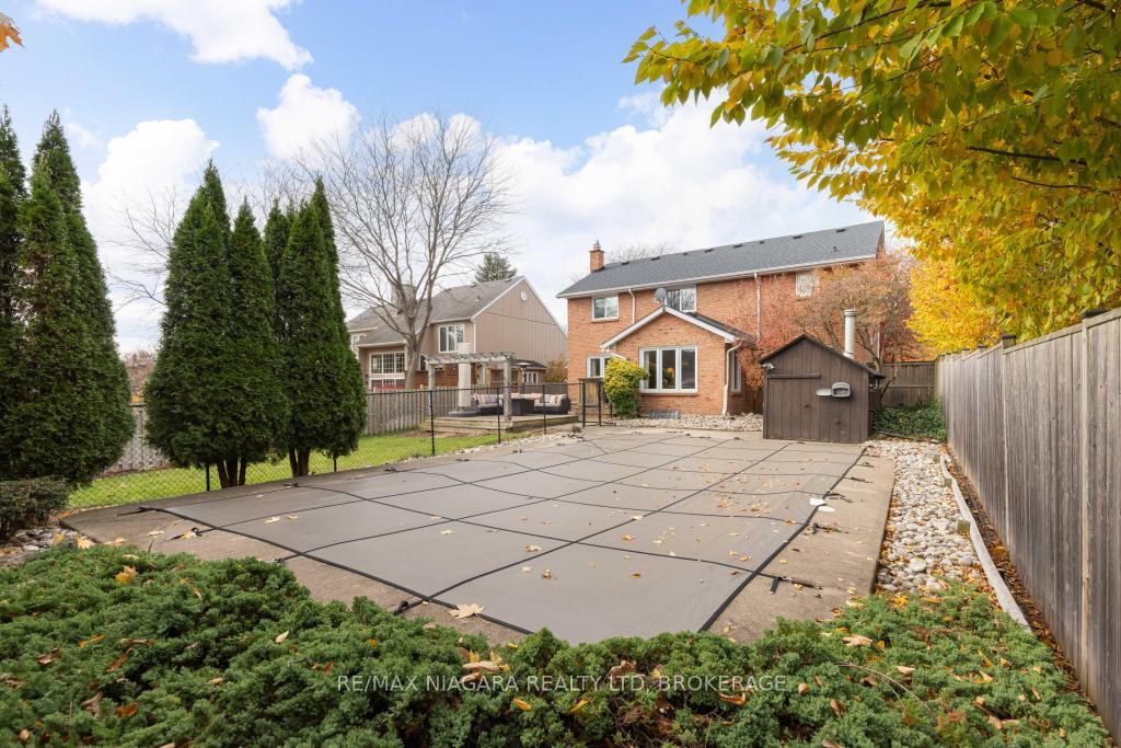 Photo 32 of 19 Fern Gate, Pelham, Fonthill — HOMEH