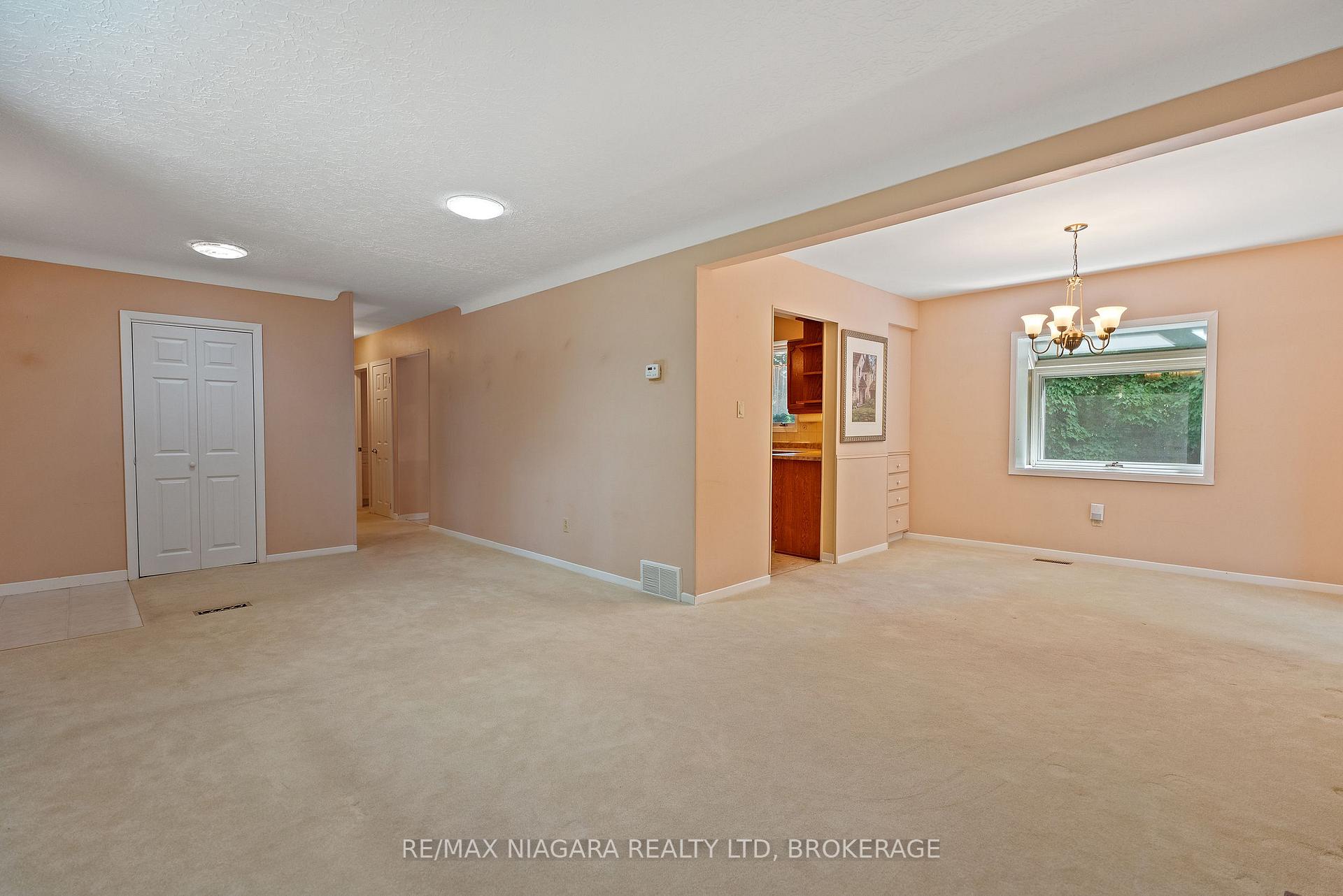 Photo 8 of 1183 Haist Street, Pelham, Fonthill — HOMEH