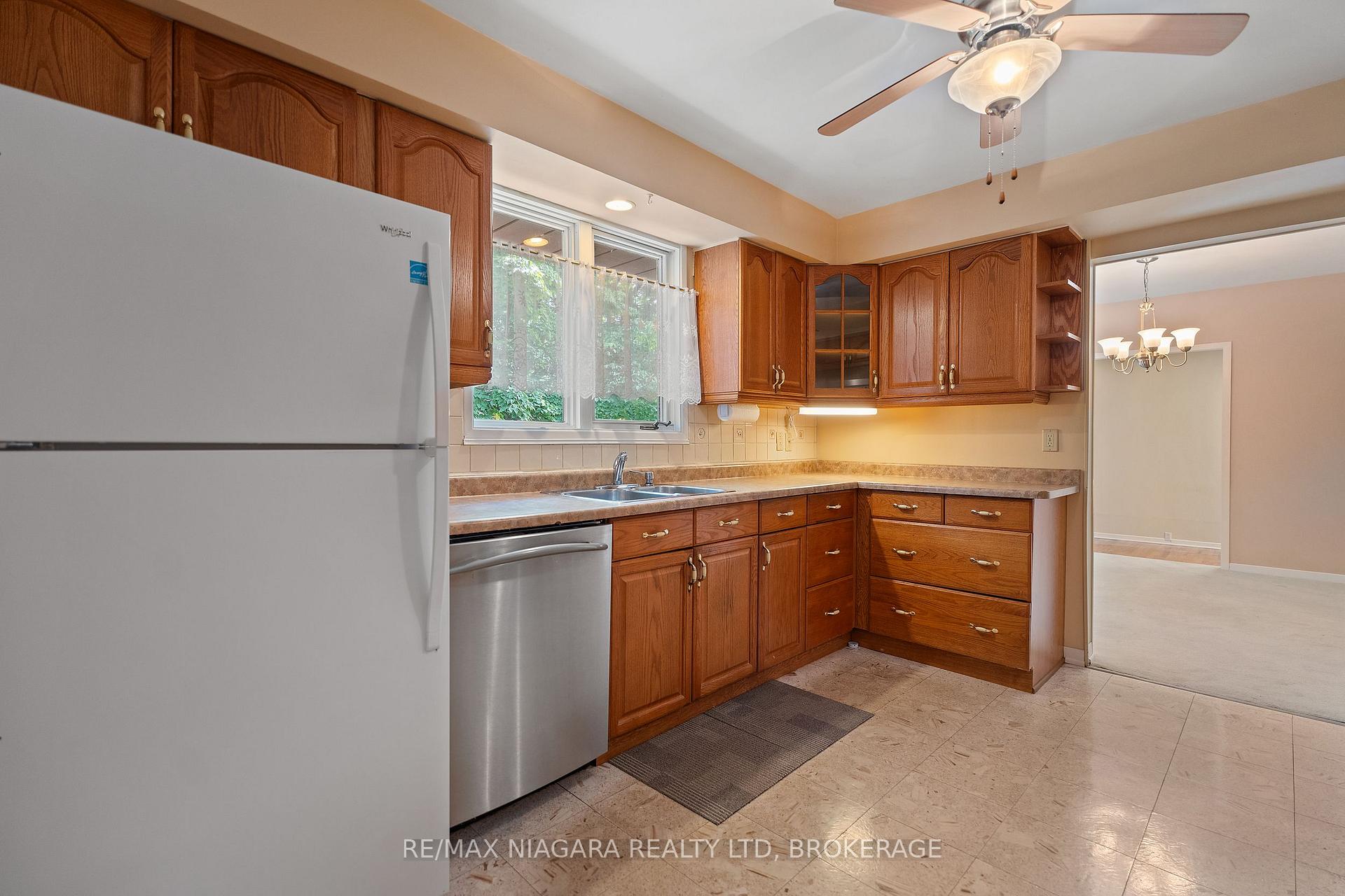 Photo 9 of 1183 Haist Street, Pelham, Fonthill — HOMEH