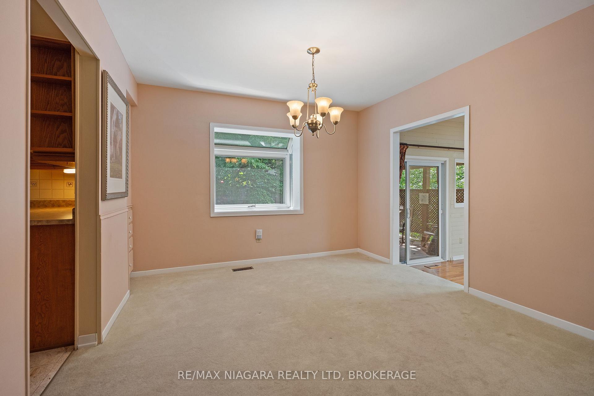 Photo 12 of 1183 Haist Street, Pelham, Fonthill — HOMEH