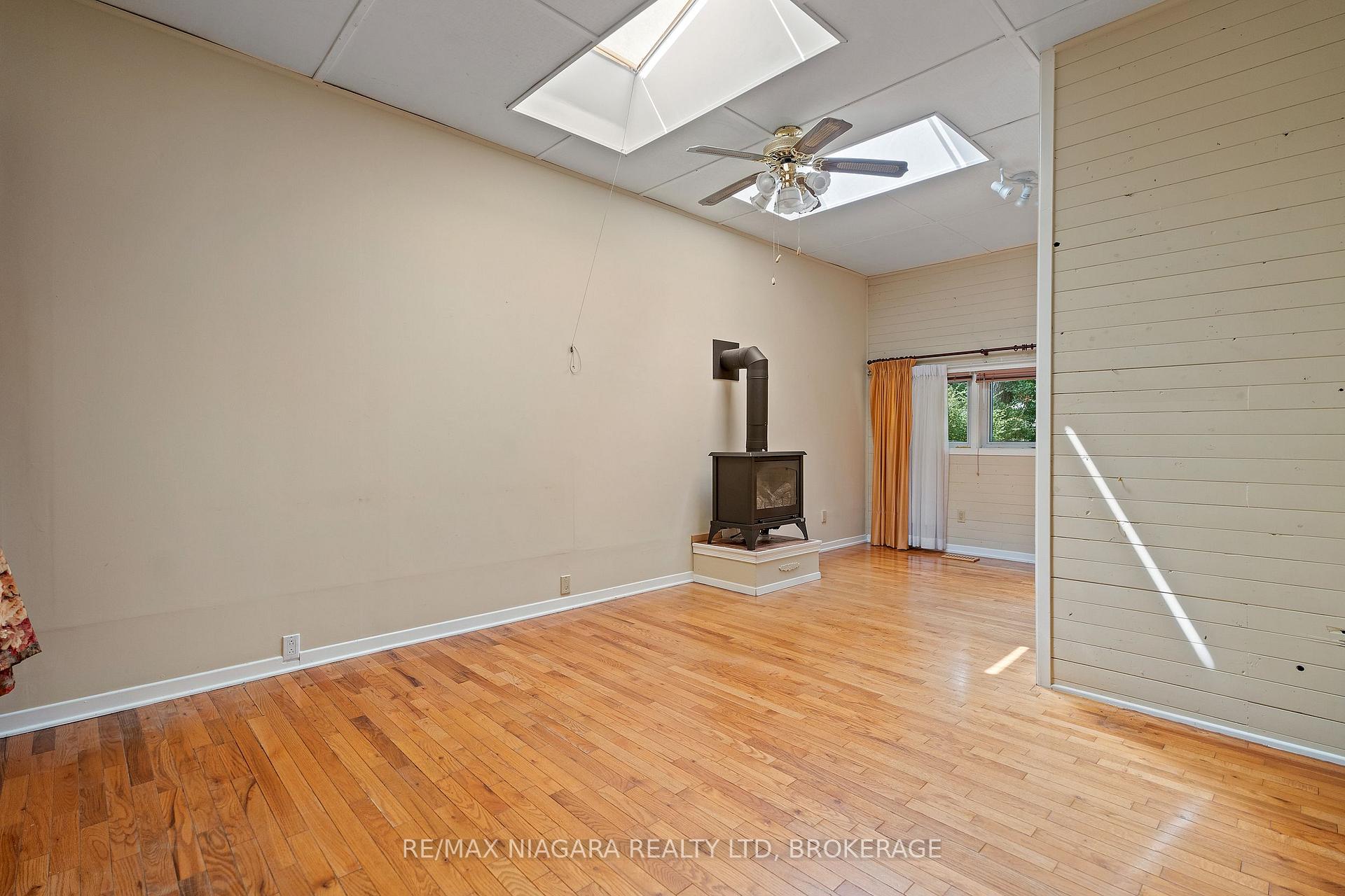 Photo 14 of 1183 Haist Street, Pelham, Fonthill — HOMEH