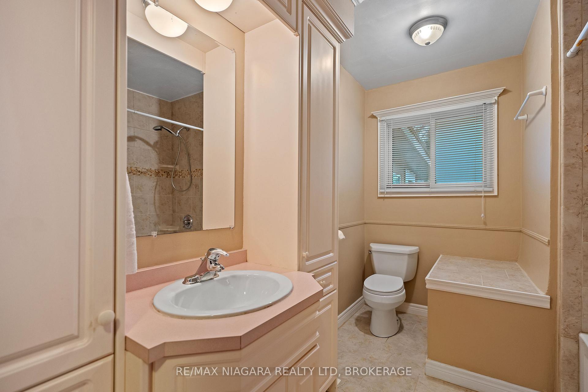 Photo 15 of 1183 Haist Street, Pelham, Fonthill — HOMEH