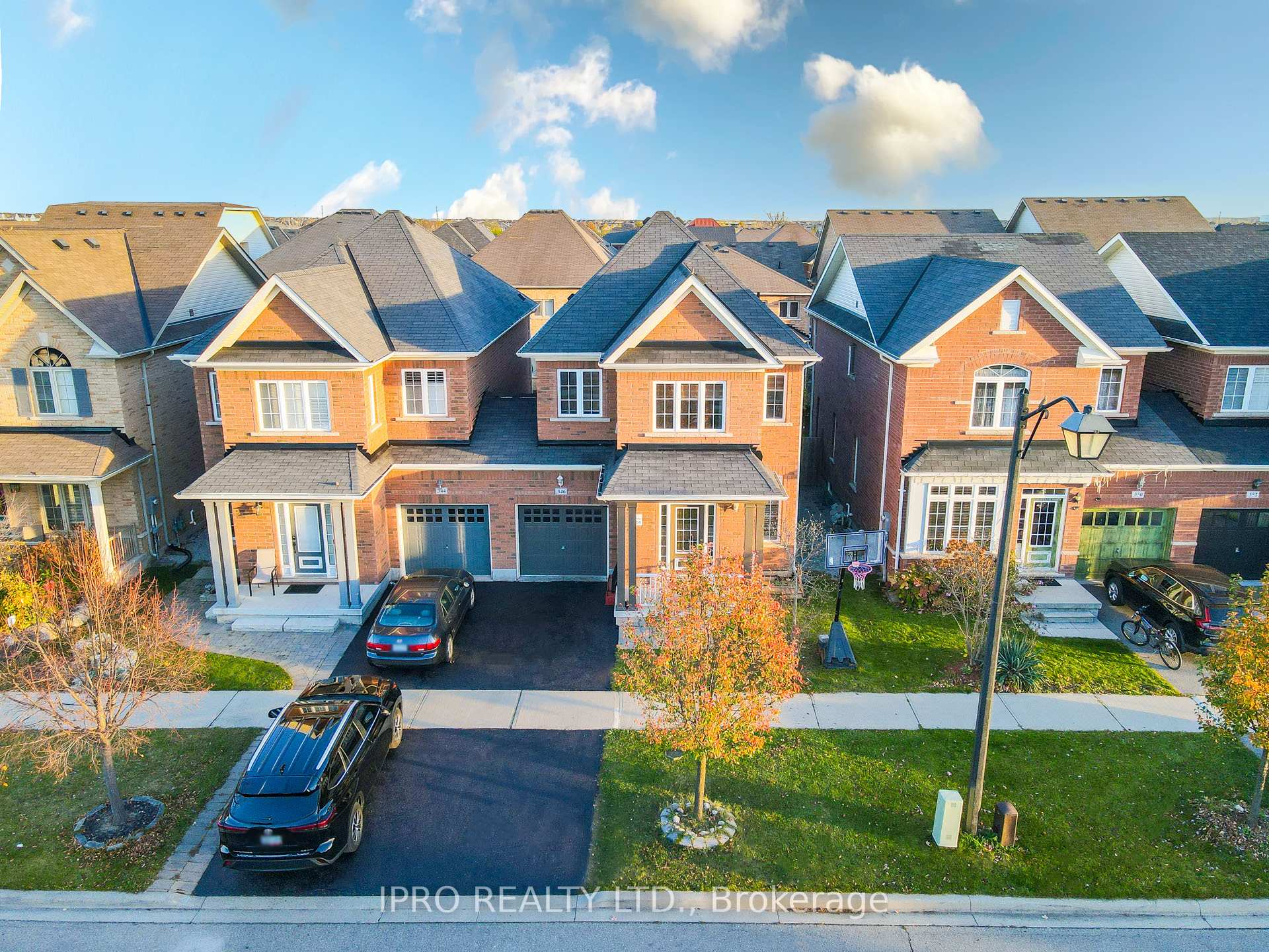 Photo 2 of 346 Landsborough Avenue, Milton, Scott — HOMEH