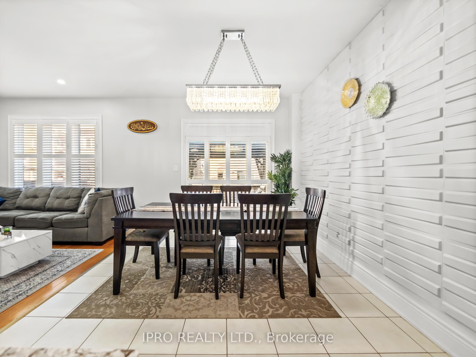 Photo 16 of 346 Landsborough Avenue, Milton, Scott — HOMEH