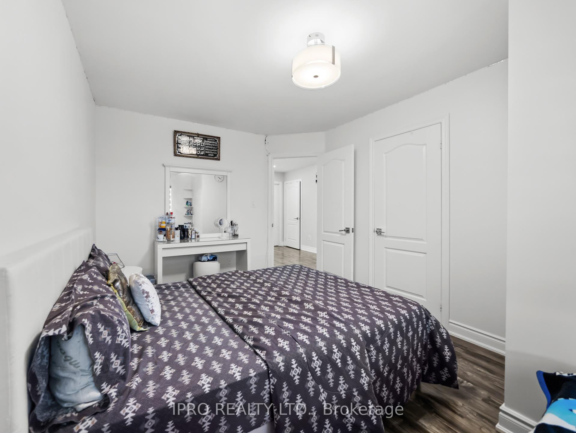 Photo 31 of 346 Landsborough Avenue, Milton, Scott — HOMEH