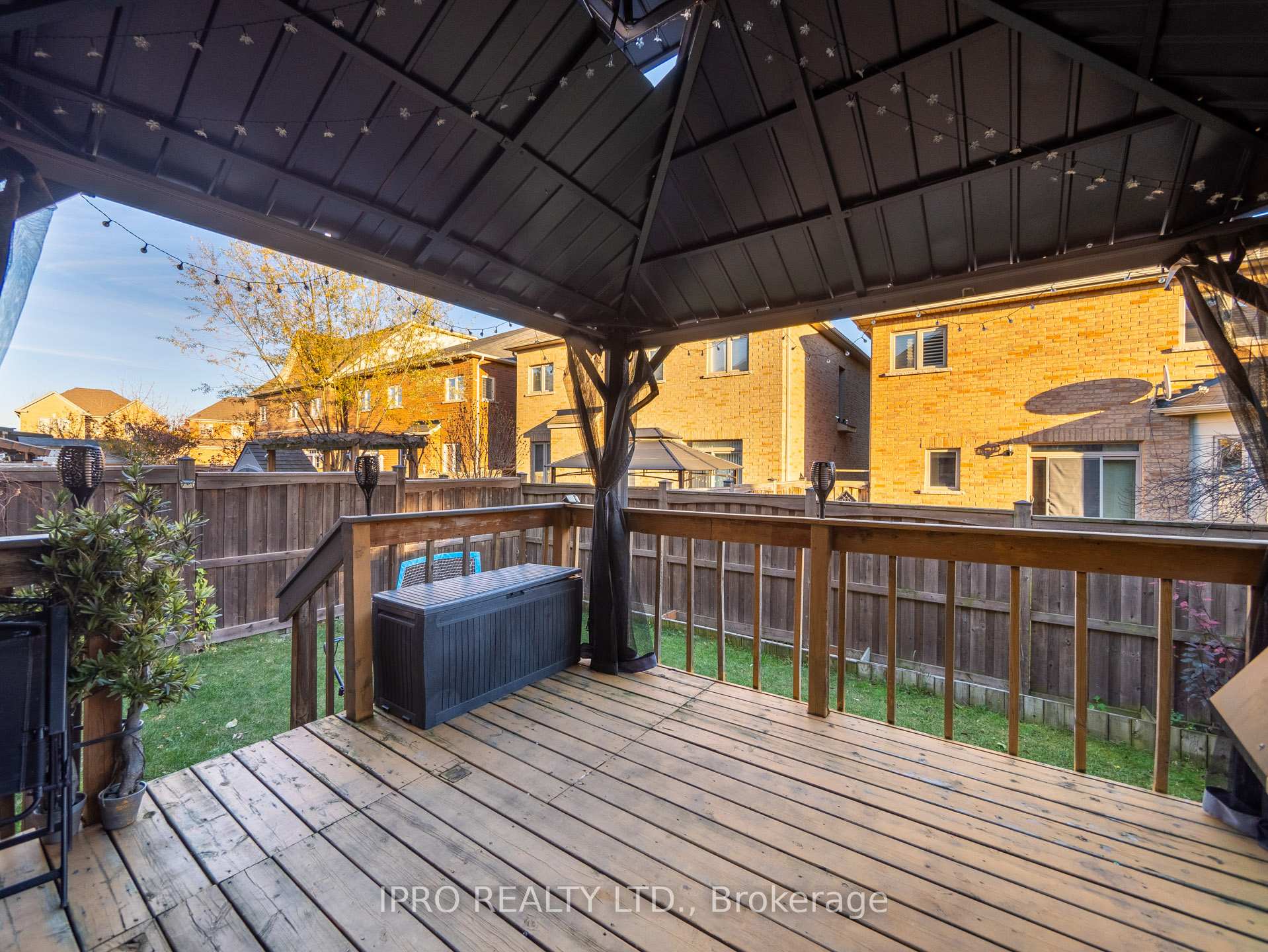 Photo 36 of 346 Landsborough Avenue, Milton, Scott — HOMEH