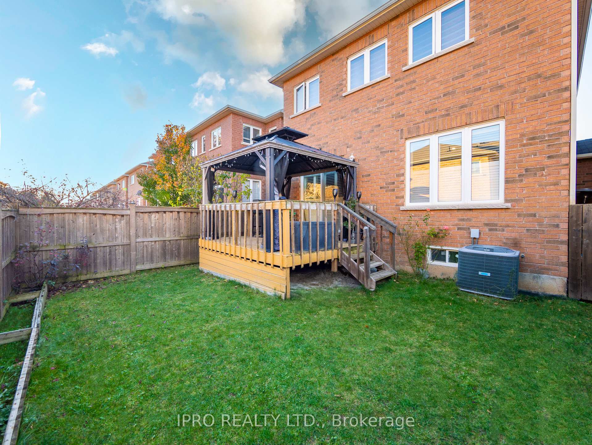 Photo 37 of 346 Landsborough Avenue, Milton, Scott — HOMEH