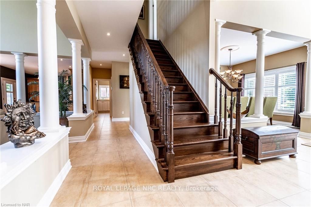 Photo 9 of 75 Kunda Park Boulevard, Pelham, Fonthill — HOMEH