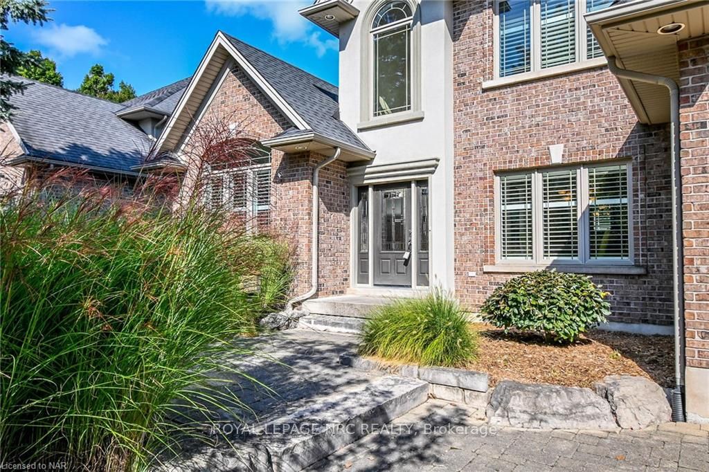 Photo 2 of 75 Kunda Park Boulevard, Pelham, Fonthill — HOMEH