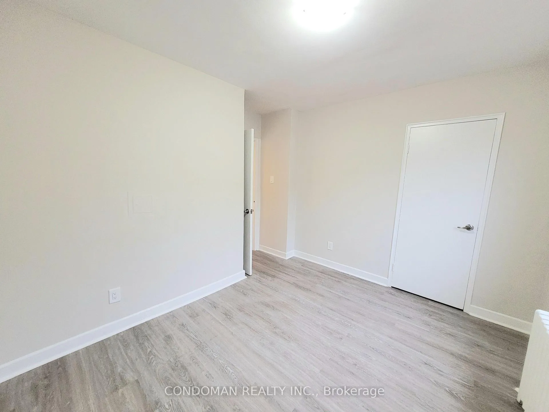 Photo 6 of Unit 303, 852 Broadview Avenue, Toronto, Playter Estates-Danforth — HOMEH