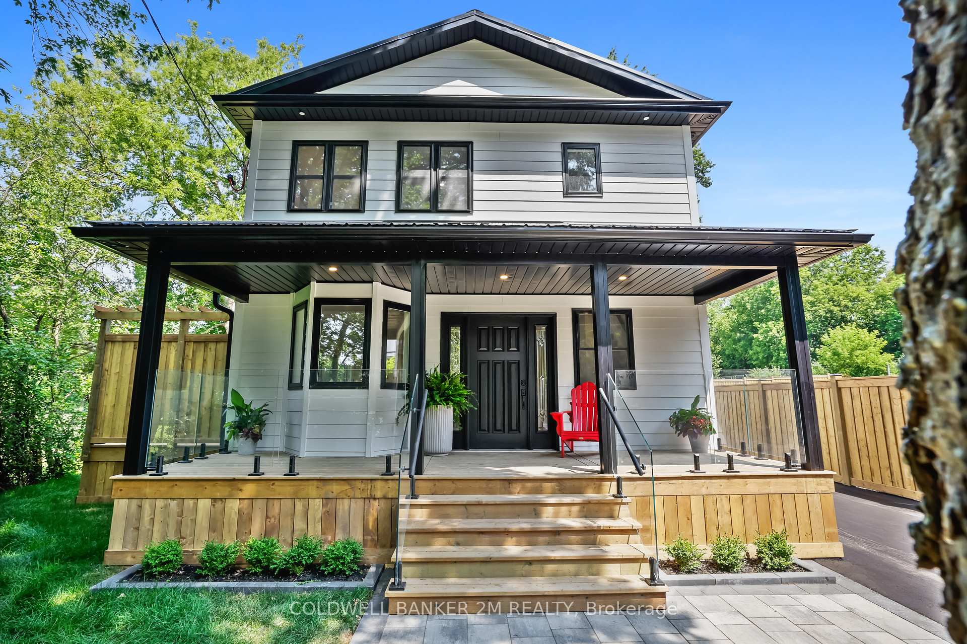 Front of 128 Buckingham Avenue