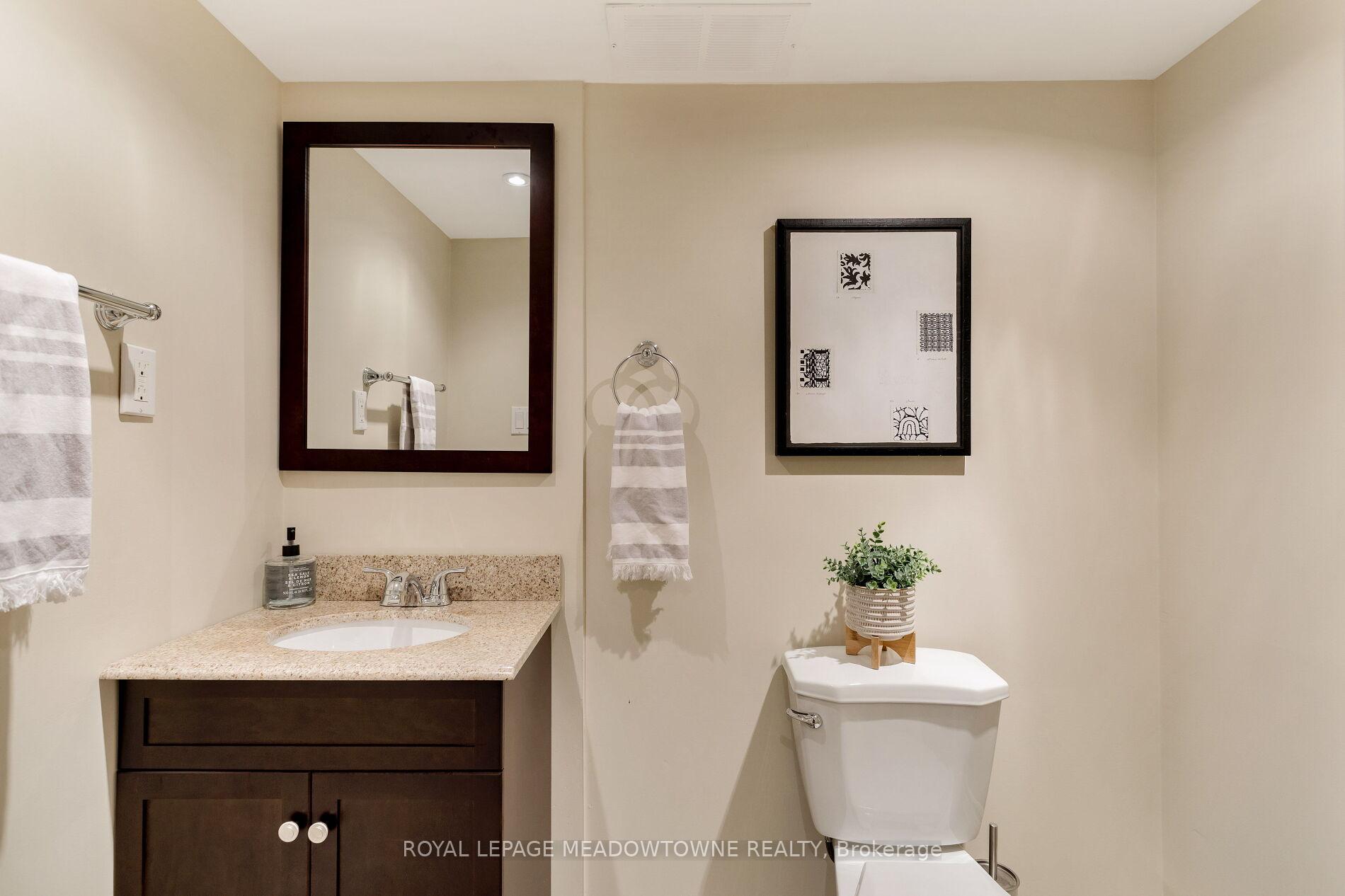 Photo 26 of 1083 Easterbrook Crescent, Milton, Coates — HOMEH