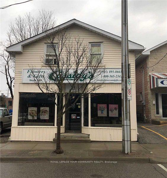 Front of 13 Main Street S