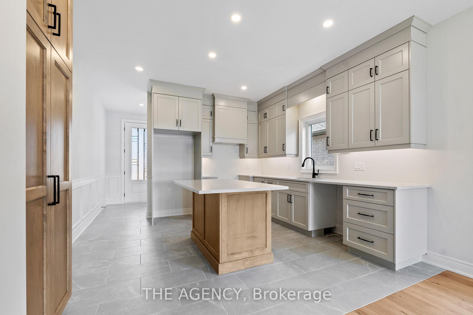 Photo 10 of 38 Marie Street, Pelham, Fonthill — HOMEH