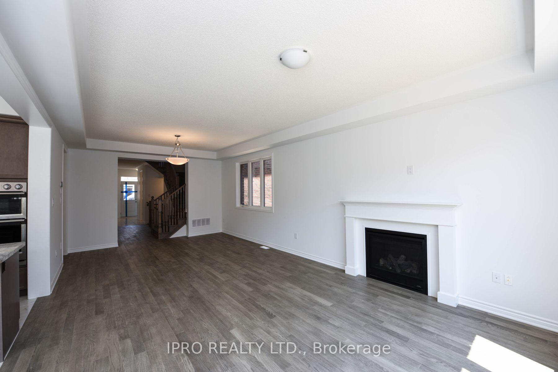 Photo 11 of Unit Main & 2nd Flr, 468 Boyd Lane, Milton, Walker — HOMEH