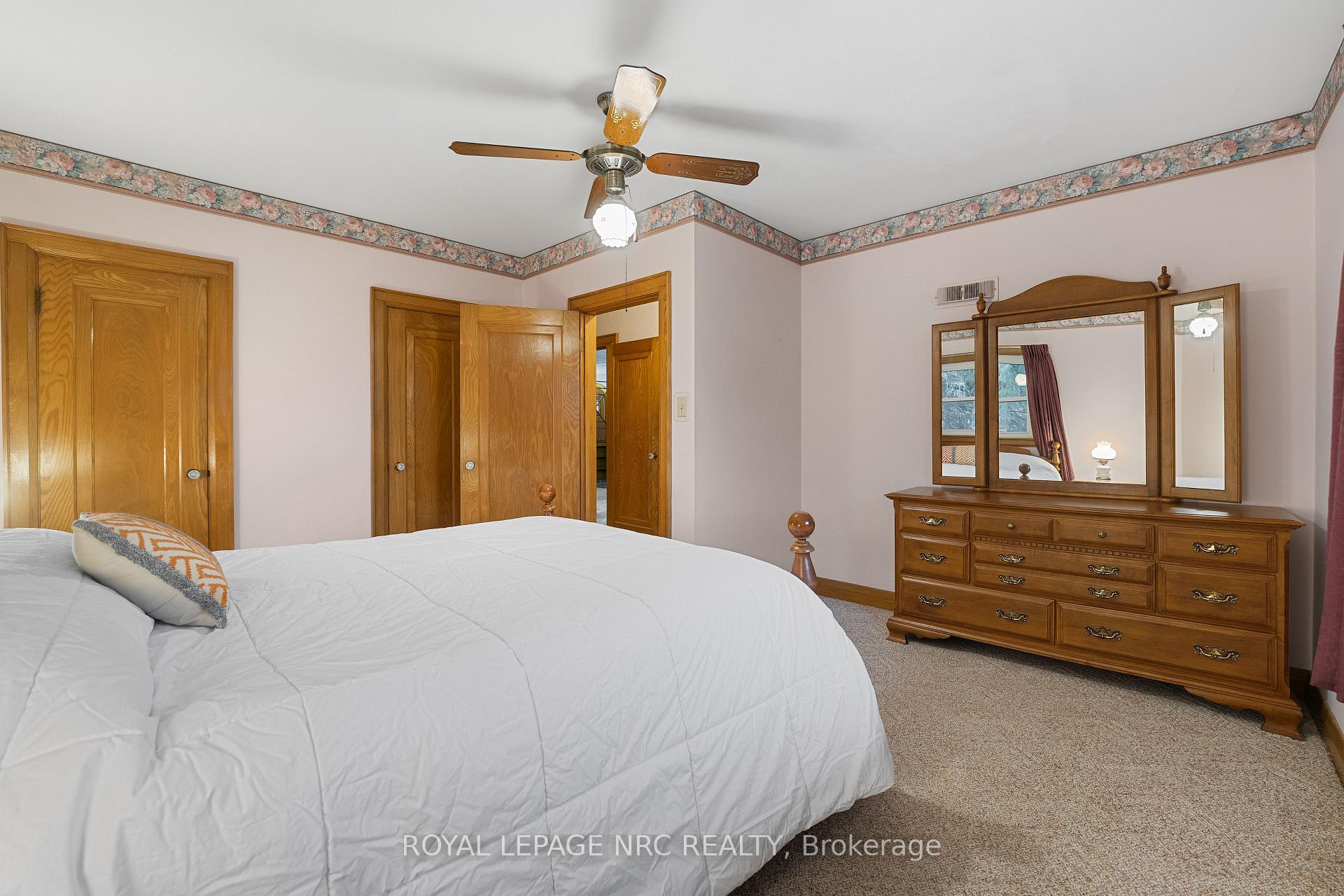 Photo 17 of 78 Canboro Road, Pelham, Fonthill — HOMEH