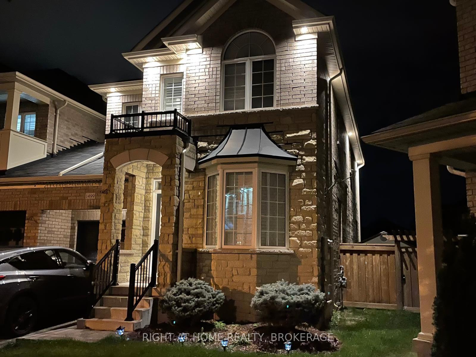 Front of 1499 Haws Crescent