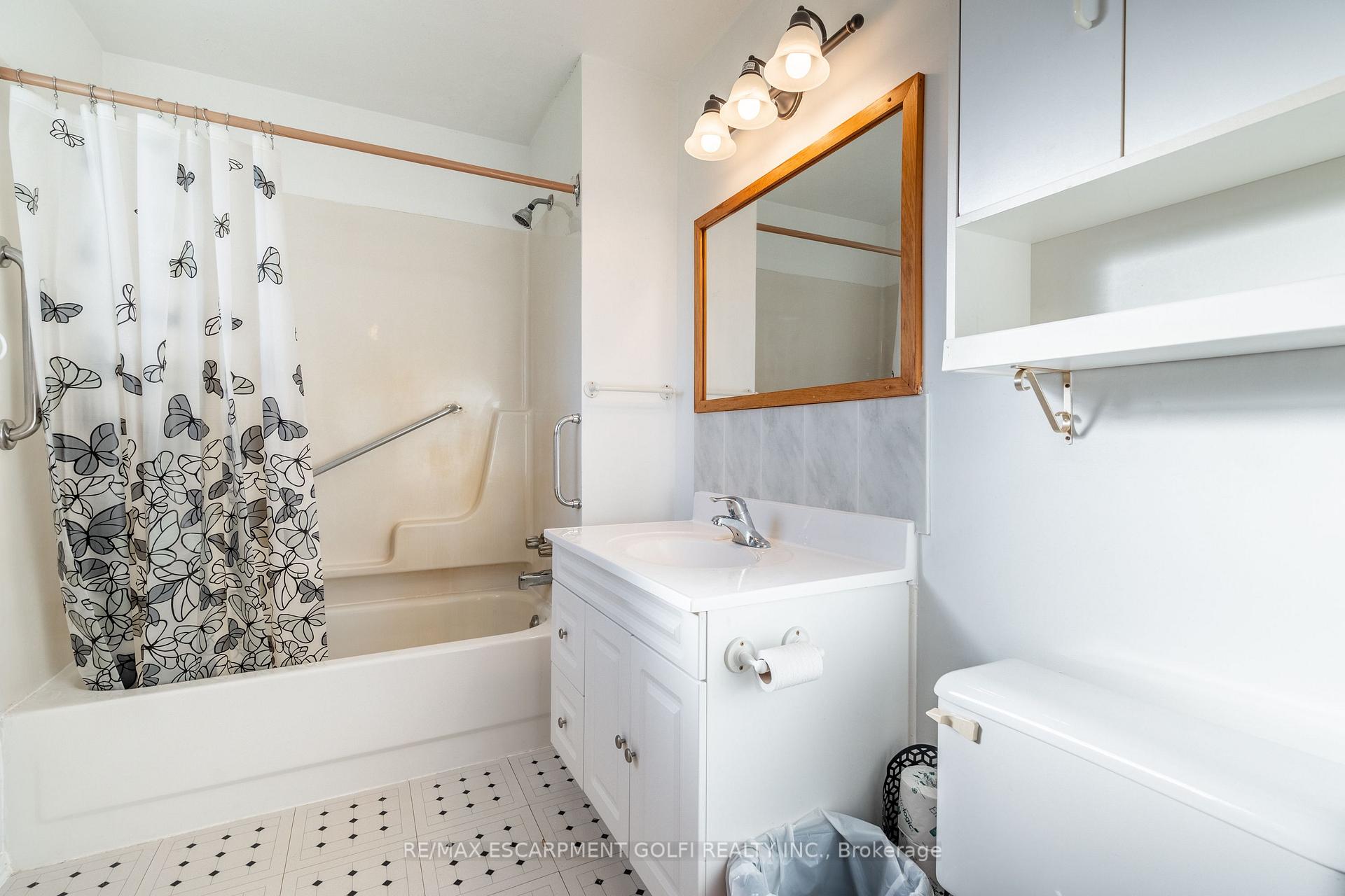 Photo 12 of 432 Pihach Street, Pelham, Fenwick — HOMEH