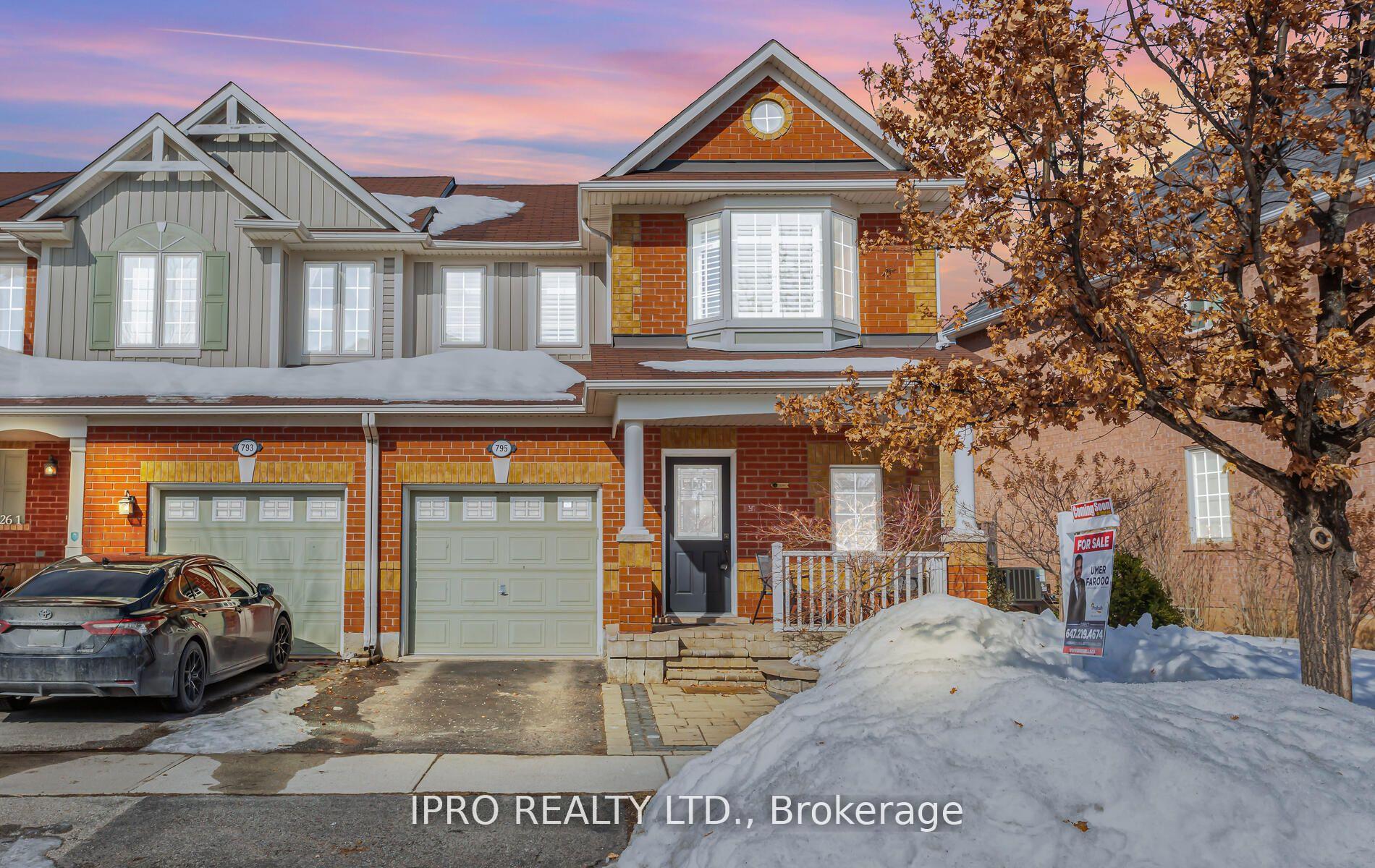 Front of 795 Howden Crescent