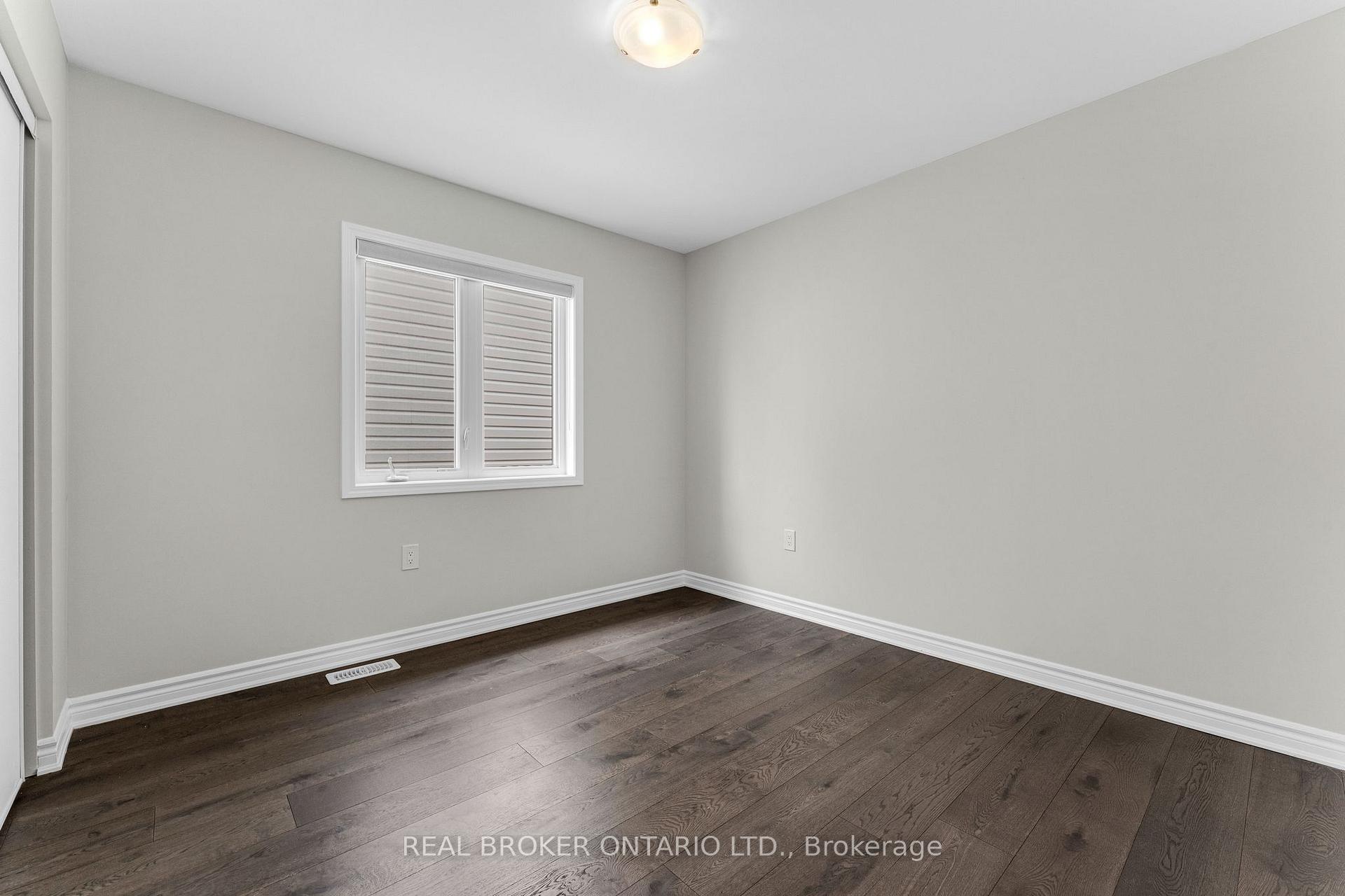 Photo 21 of 1194 Duignan Crescent, Milton, Ford — HOMEH
