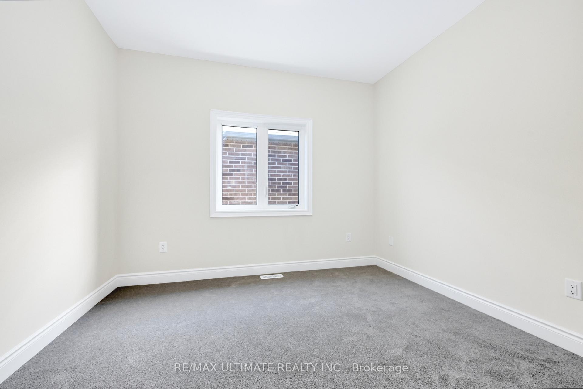 Photo 21 of 1859 Irish Moss Square, Pickering, Rural Pickering — HOMEH