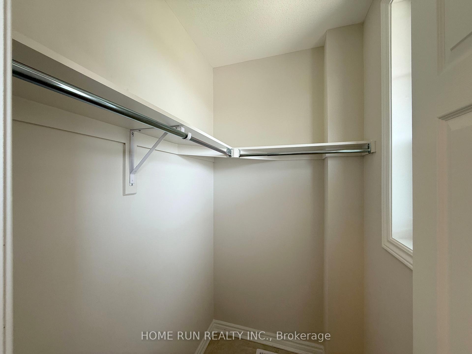Photo 5 of 519 Catleaf Row, Ottawa, Avalon West — HOMEH