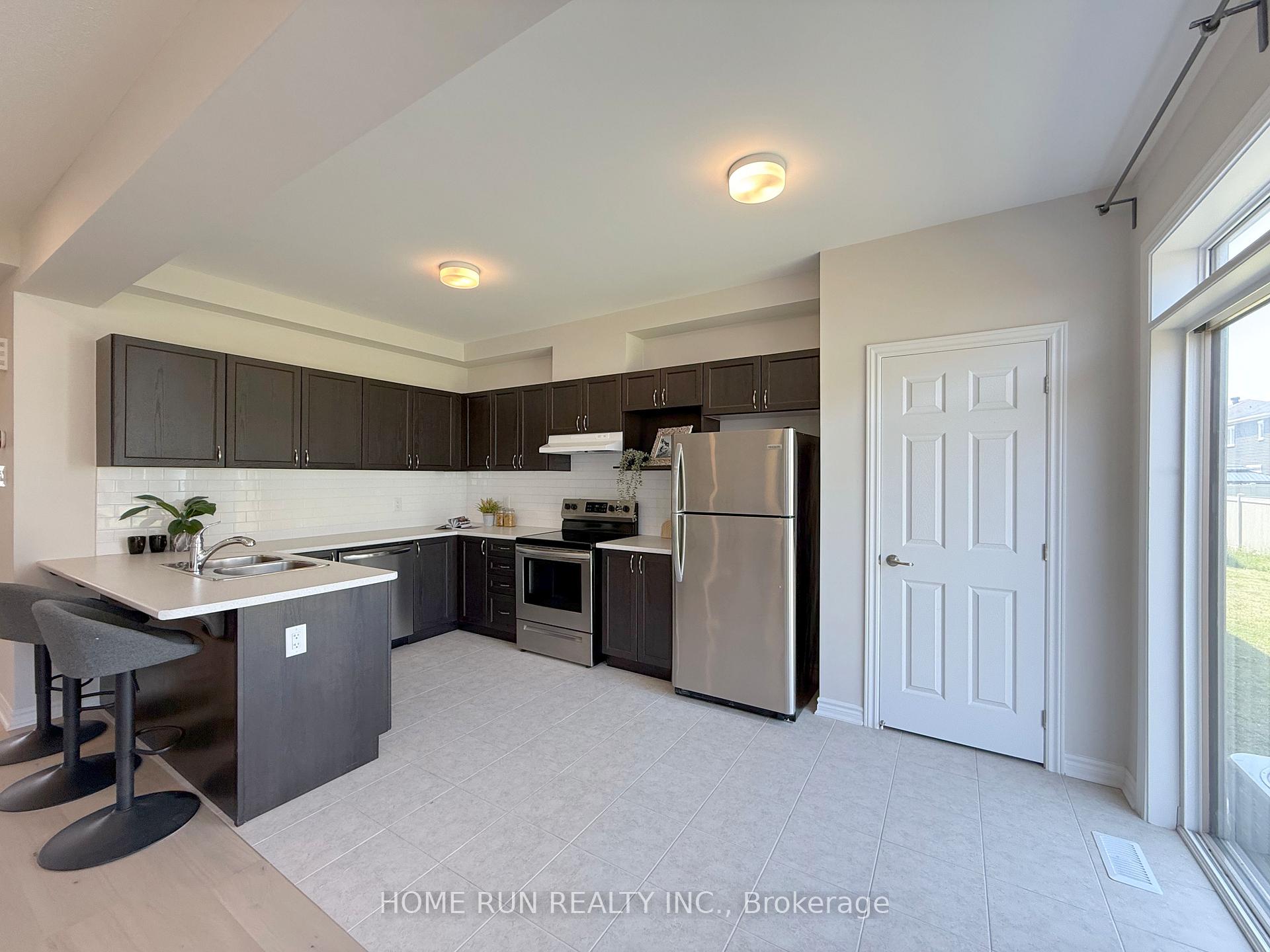 Photo 16 of 519 Catleaf Row, Ottawa, Avalon West — HOMEH