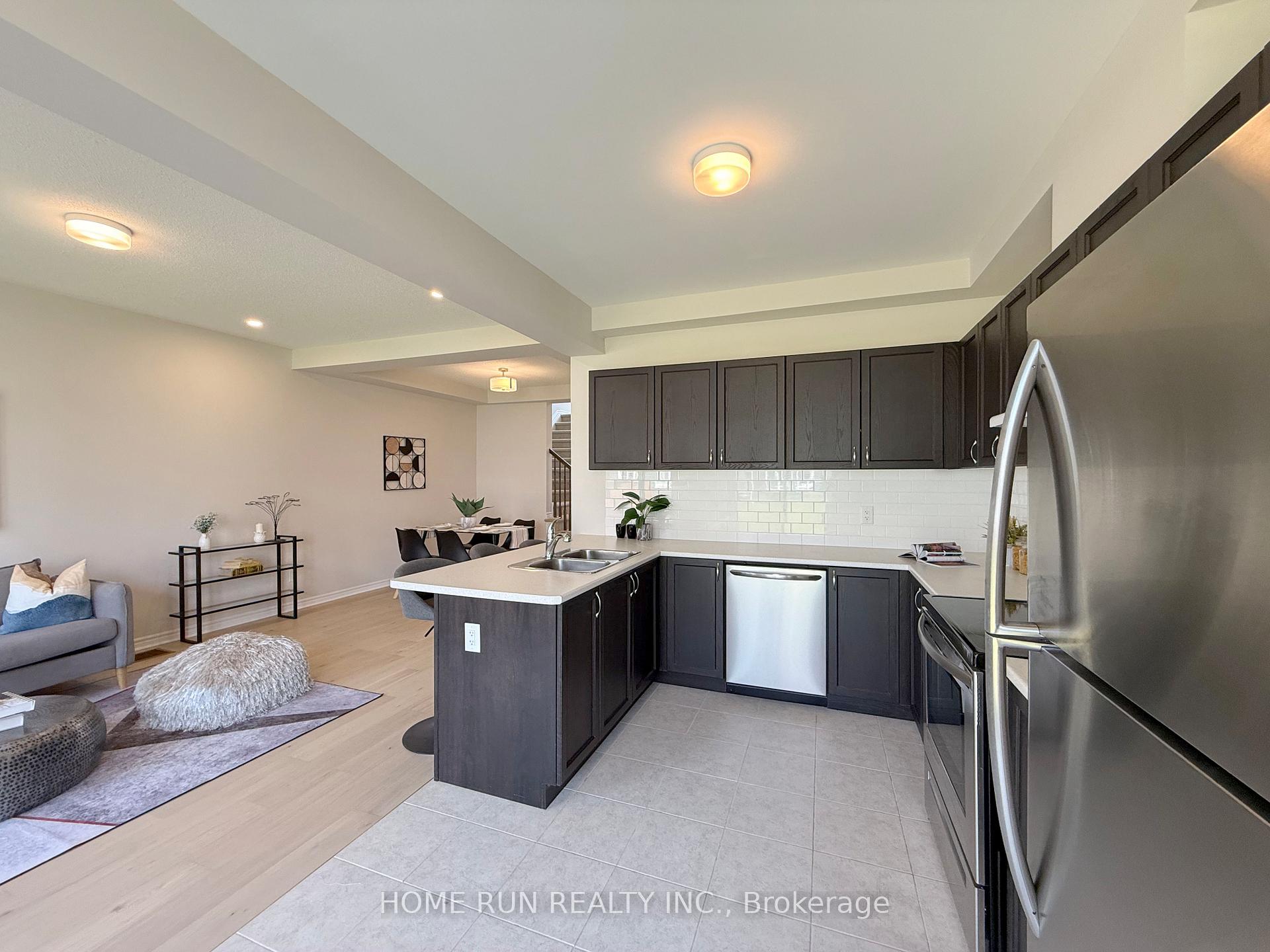 Photo 17 of 519 Catleaf Row, Ottawa, Avalon West — HOMEH
