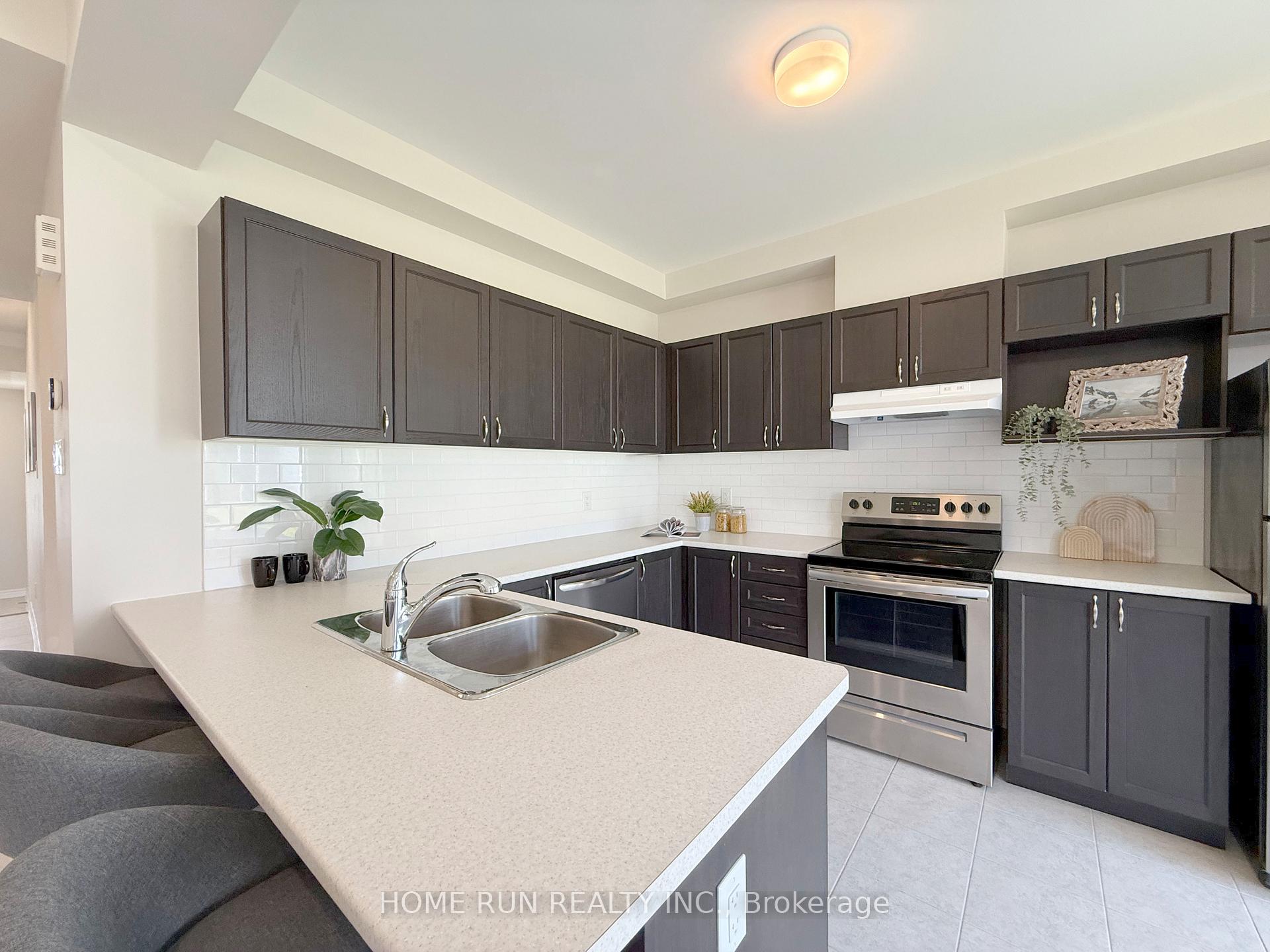 Photo 20 of 519 Catleaf Row, Ottawa, Avalon West — HOMEH