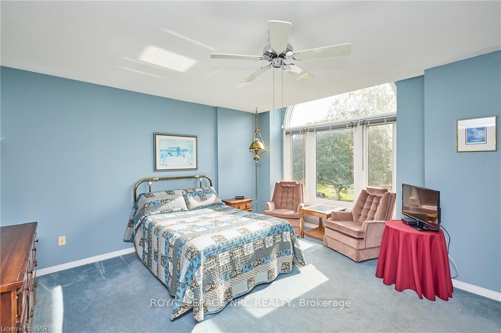 Photo 13 of 102 Woodside Square, Pelham, Fonthill — HOMEH