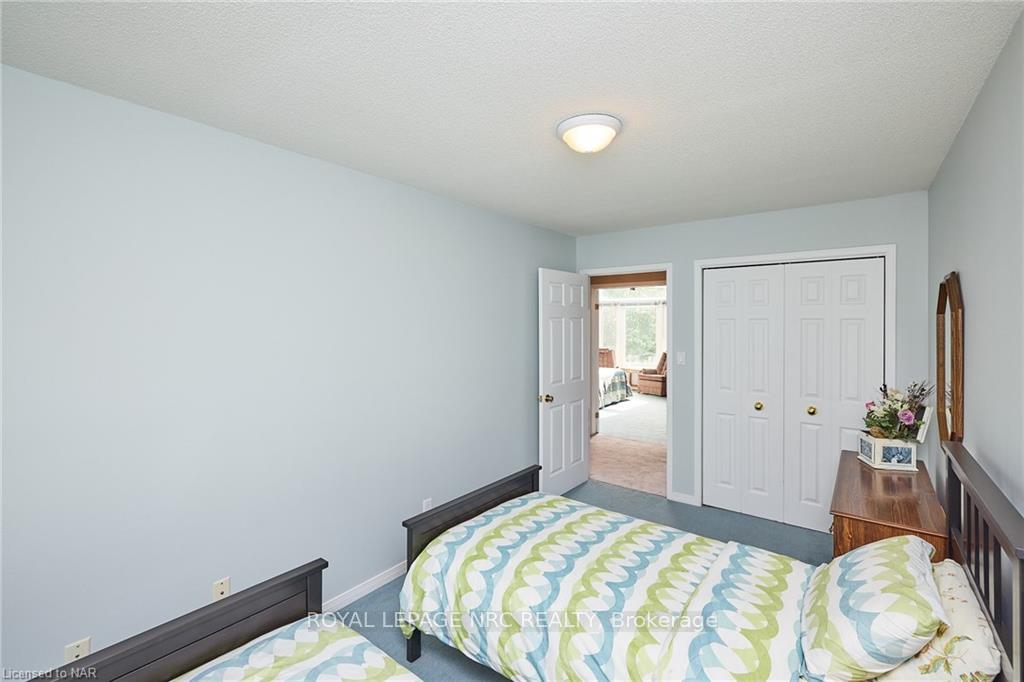 Photo 23 of 102 Woodside Square, Pelham, Fonthill — HOMEH