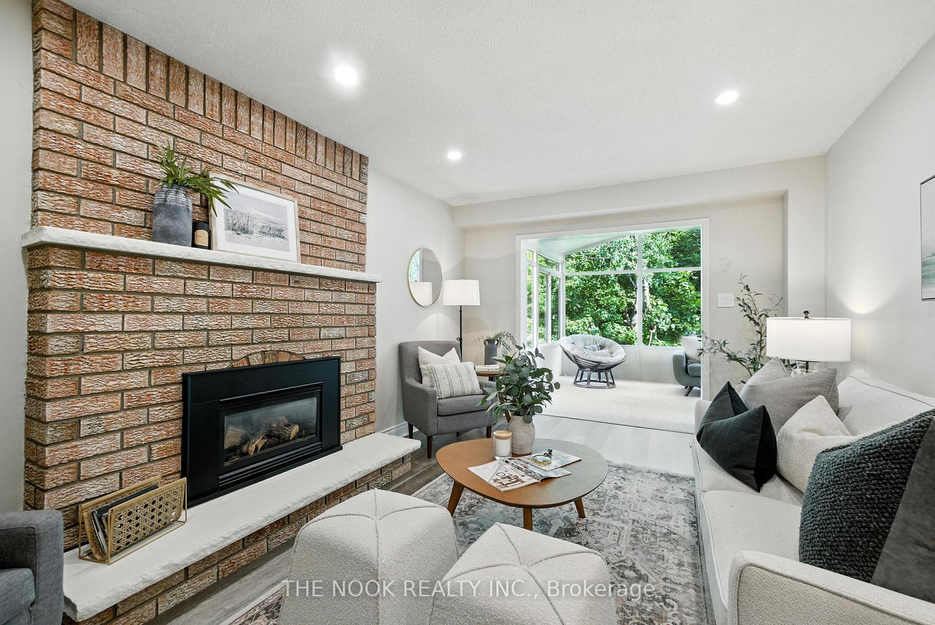 Photo 3 of 227 Blue Heron Drive, Oshawa, Eastdale — HOMEH