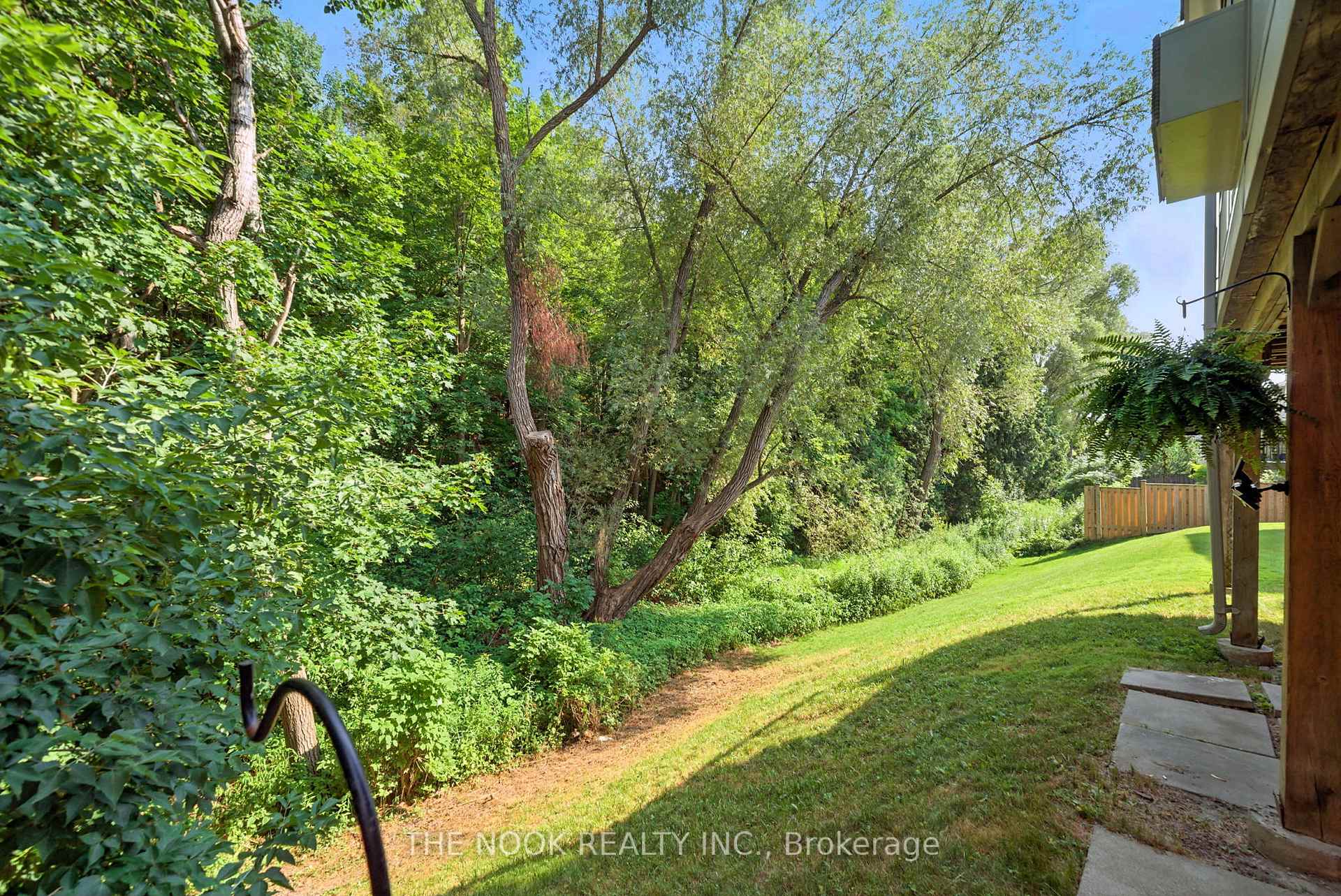 Photo 26 of 227 Blue Heron Drive, Oshawa, Eastdale — HOMEH