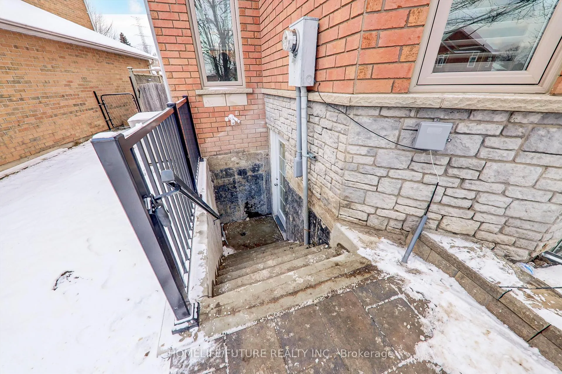Photo 3 of Unit Bsmt, 2394 Southcott Road, Pickering, Brock Ridge — HOMEH