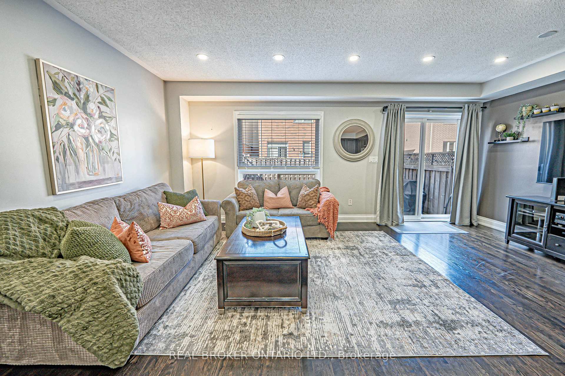 Photo 7 of Unit 48, 620 Ferguson Drive, Milton, Beaty — HOMEH